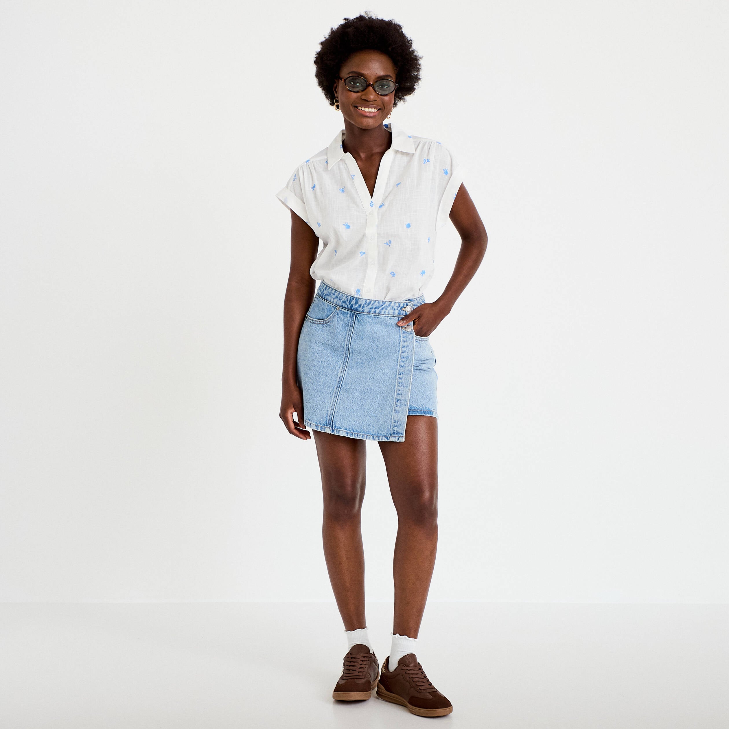 Blouse droite sans manches col rond blanc femme