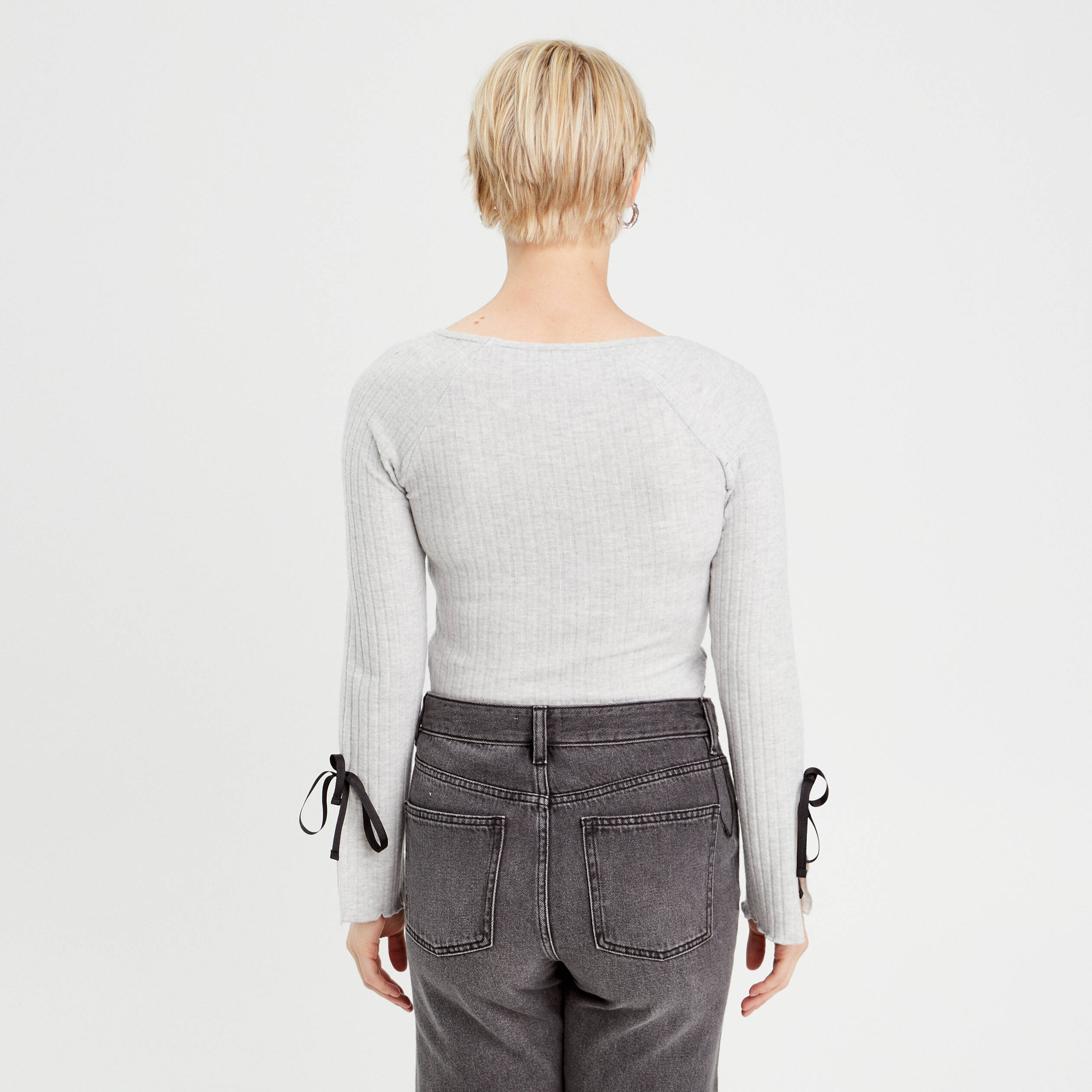 pull manches longues noeuds gris clair femme Pull manches longues noeuds gris clair femme