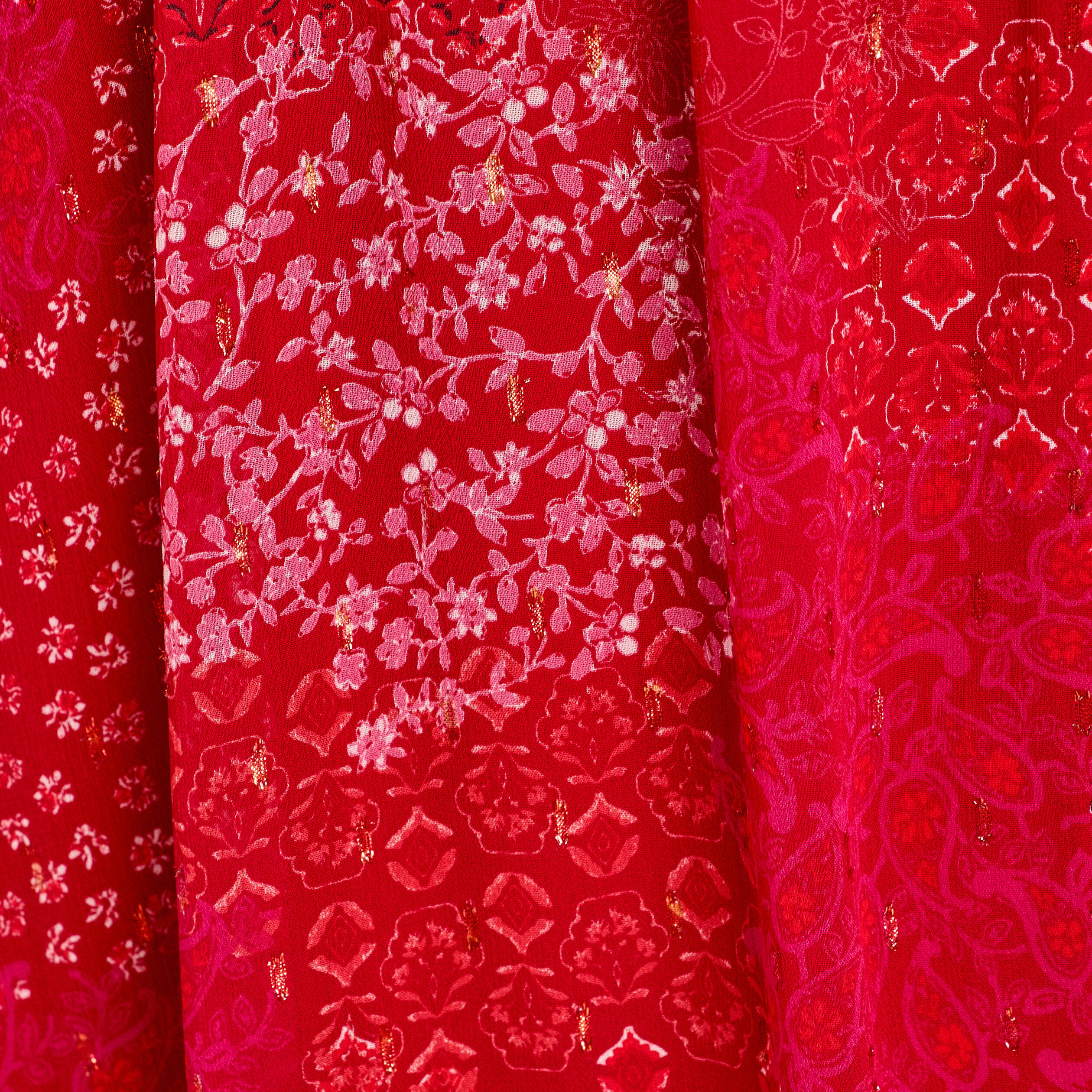 Robe longue &eacute;vas&eacute;e col en V rouge femme