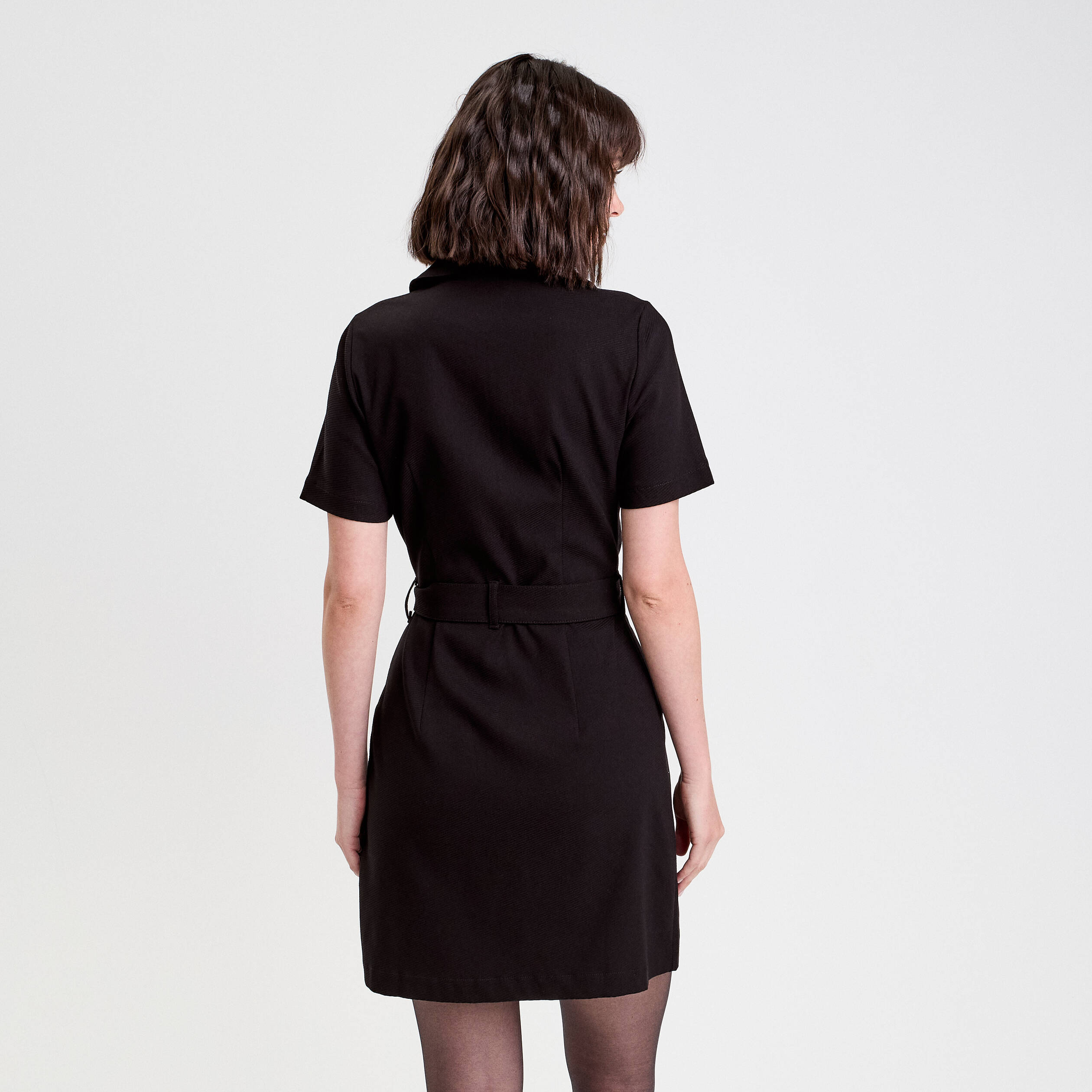 Robe droite zipp&eacute;e ceintur&eacute;e noir femme