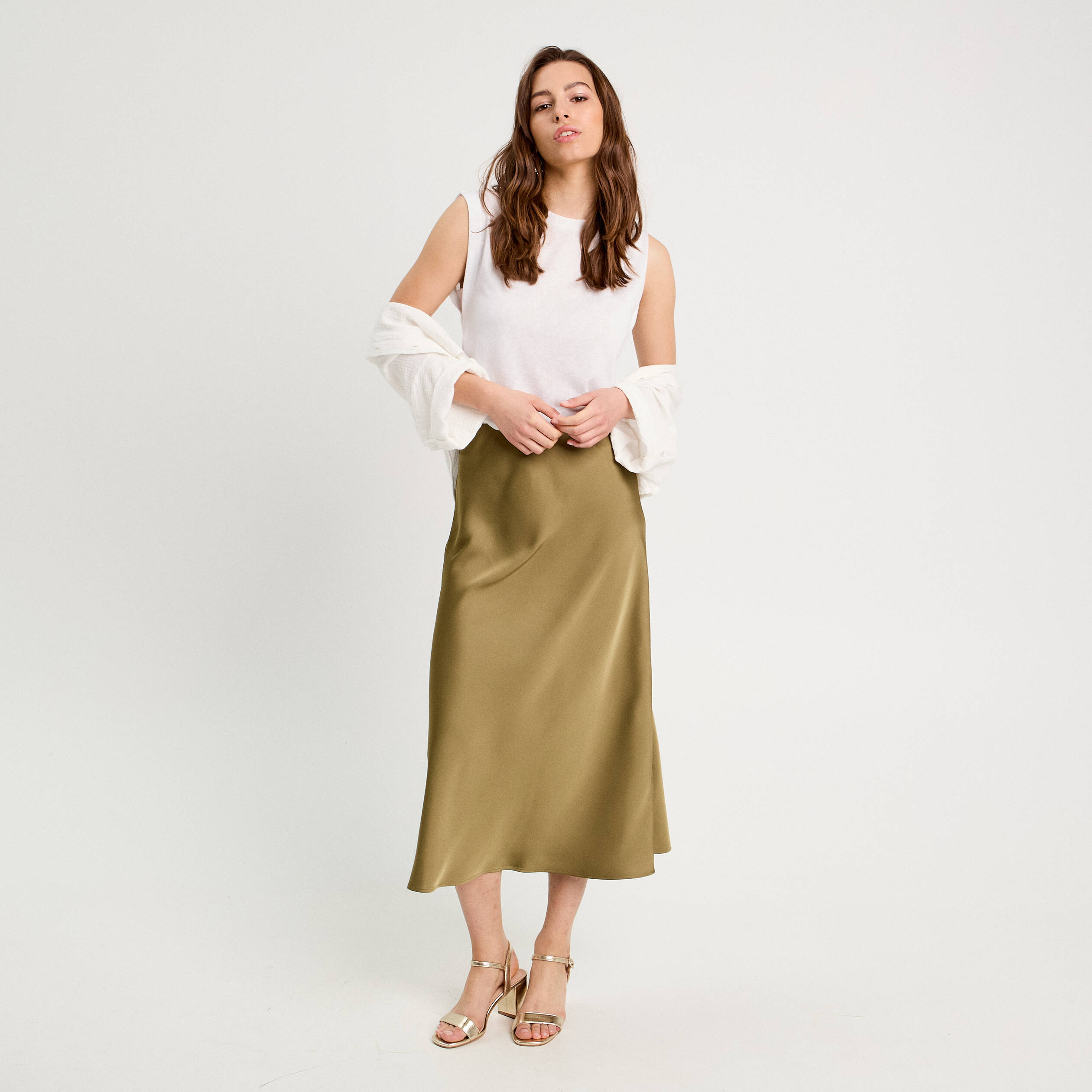 jupe longue trapeze satin vert fonce femme Jupe longue trapèze satin vert foncé femme