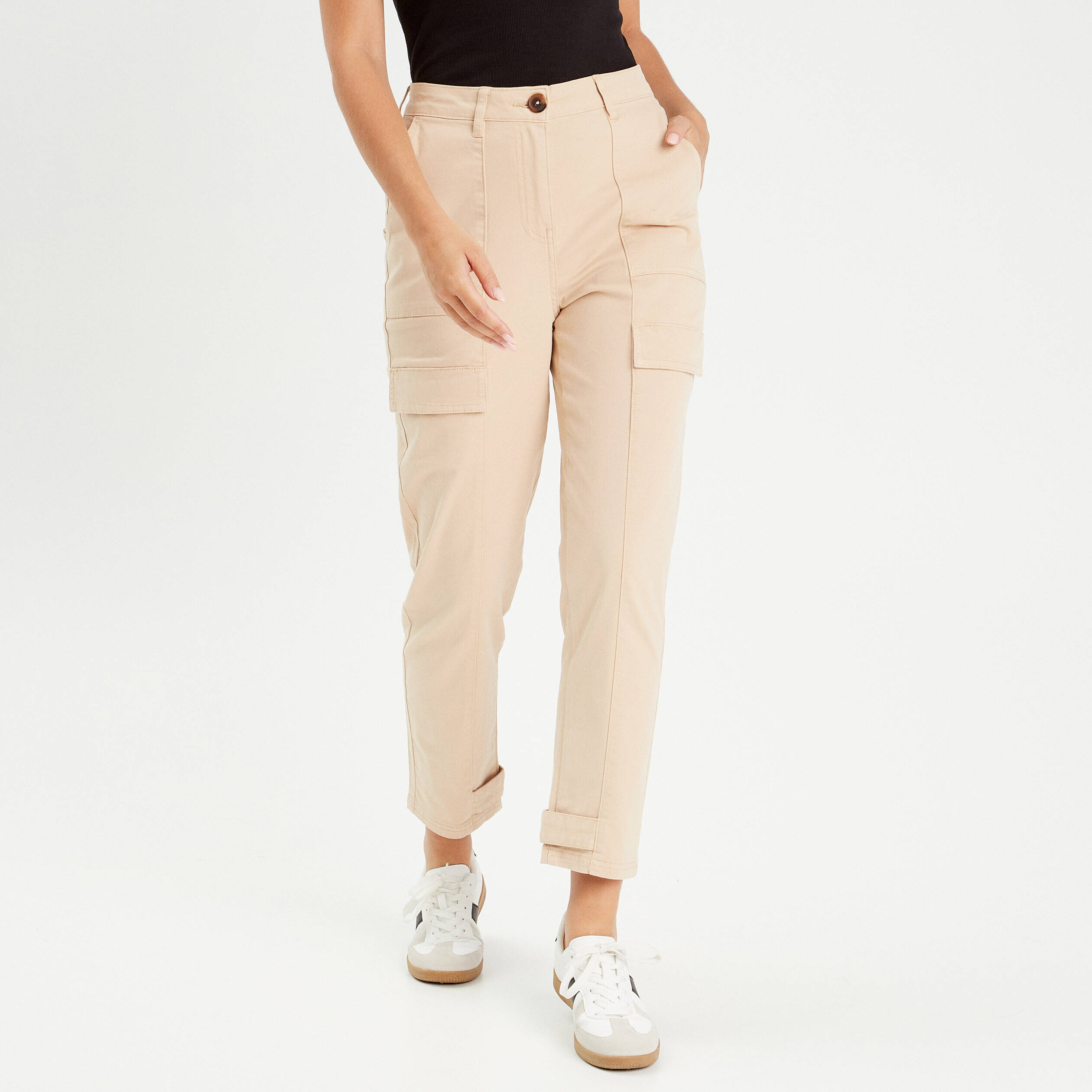 pantalon cargo bas resserre sable femme Pantalon cargo bas resserré sable femme