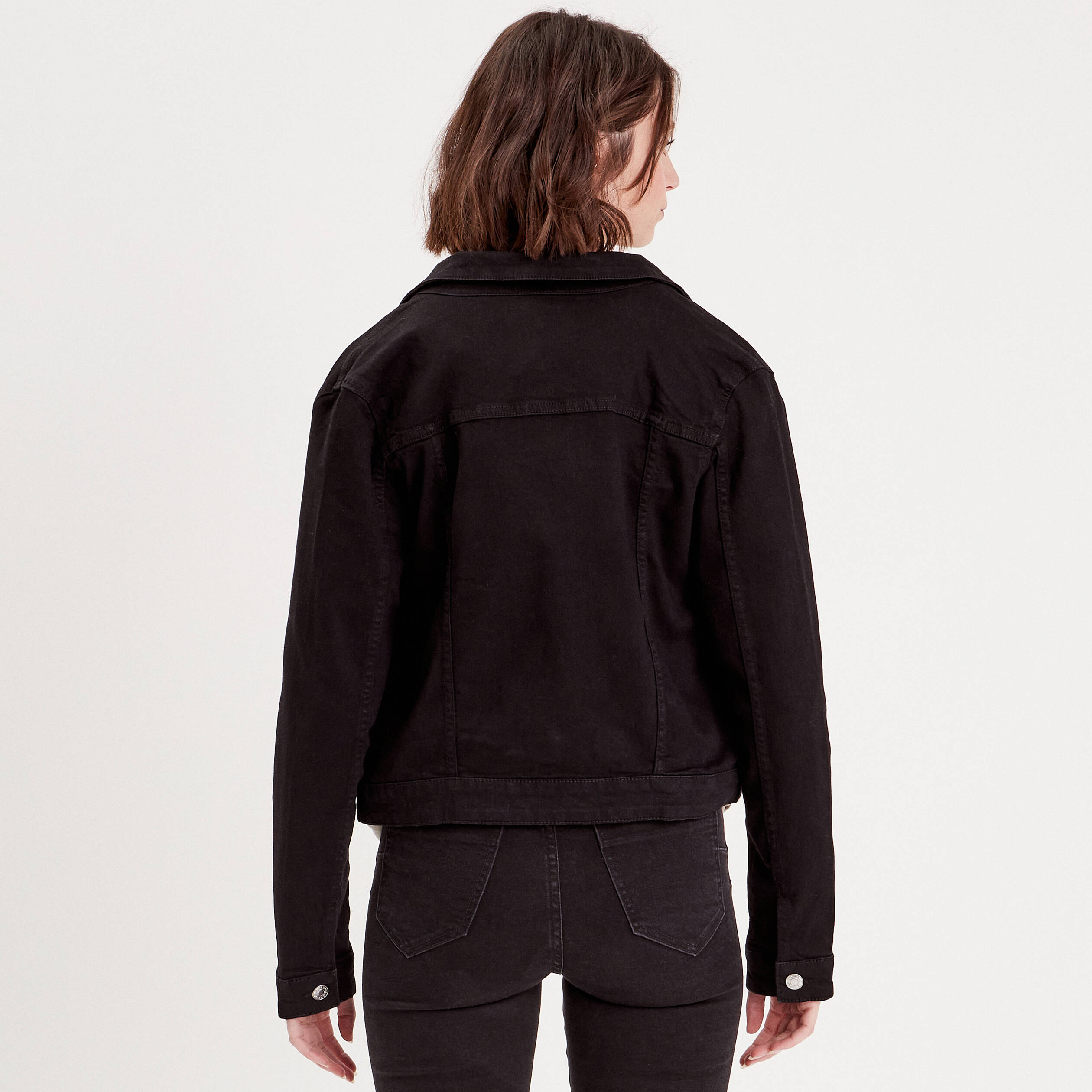 Veste droite boutonnée en jean noir femme