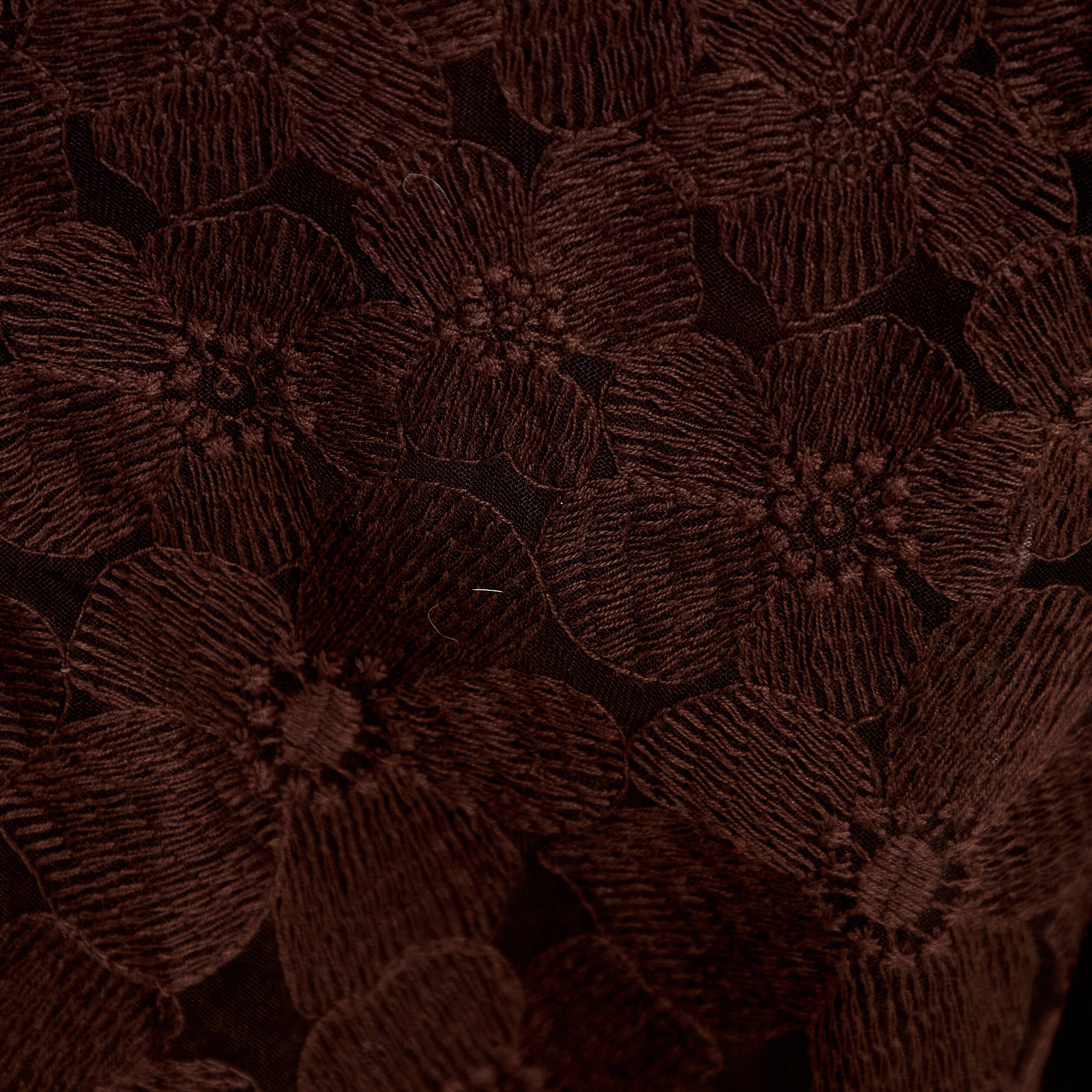 Blouse droite col v en dentelle marron fonc&eacute; femme