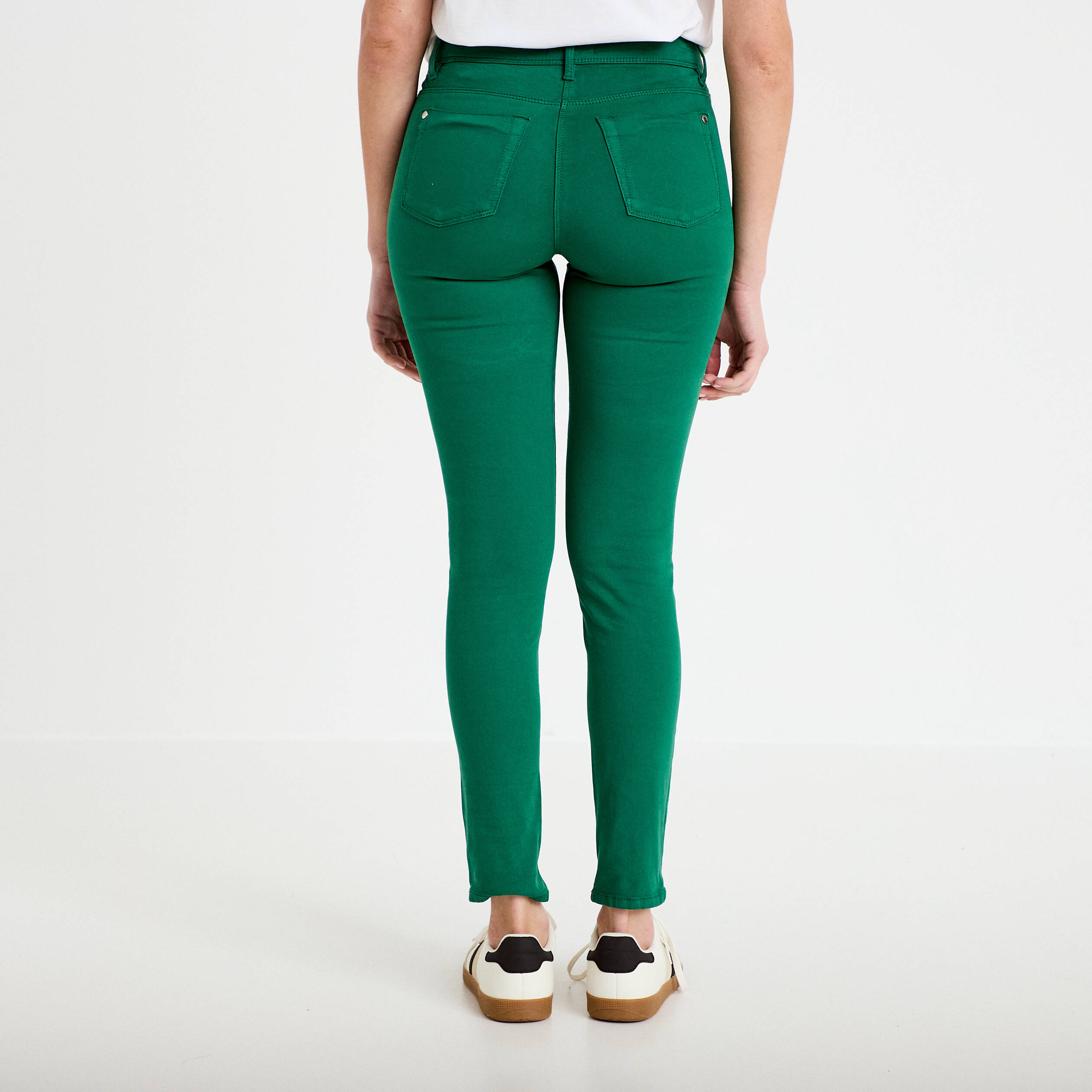 Jeans slim 5 poches vert &eacute;meraude femme