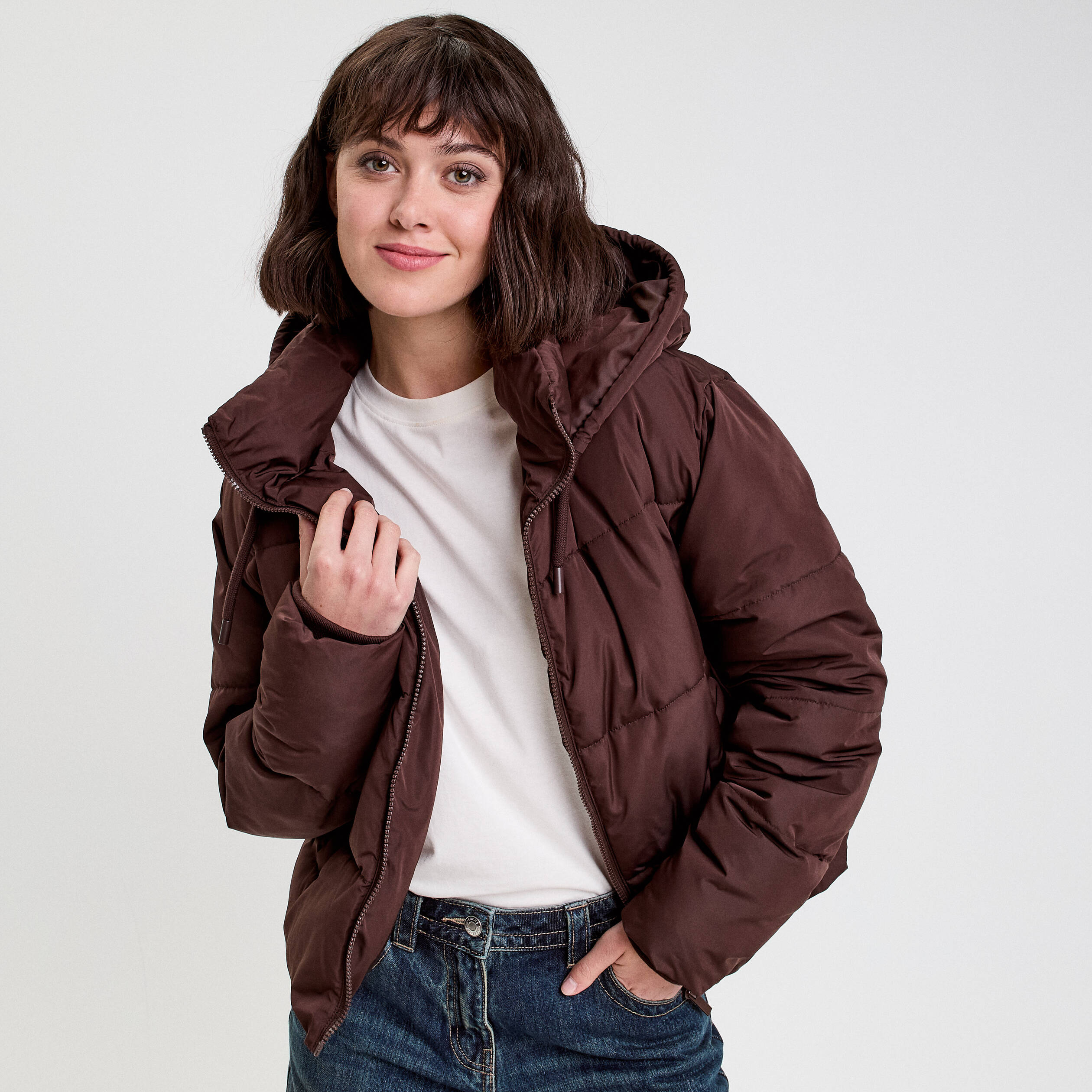 Doudoune courte bas resserré capuche marron foncé femme Vibs