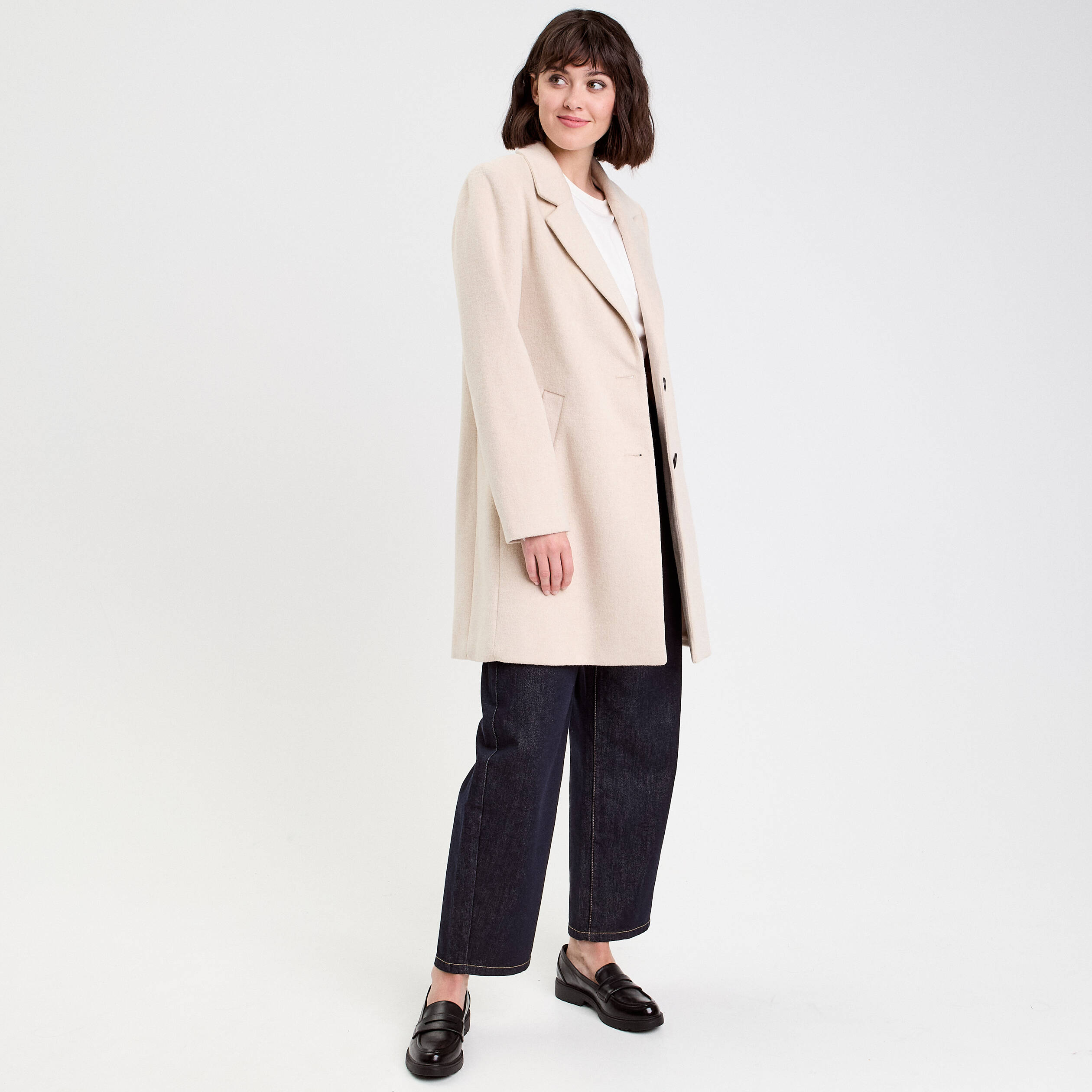 Manteau long boutonn&eacute; beige femme