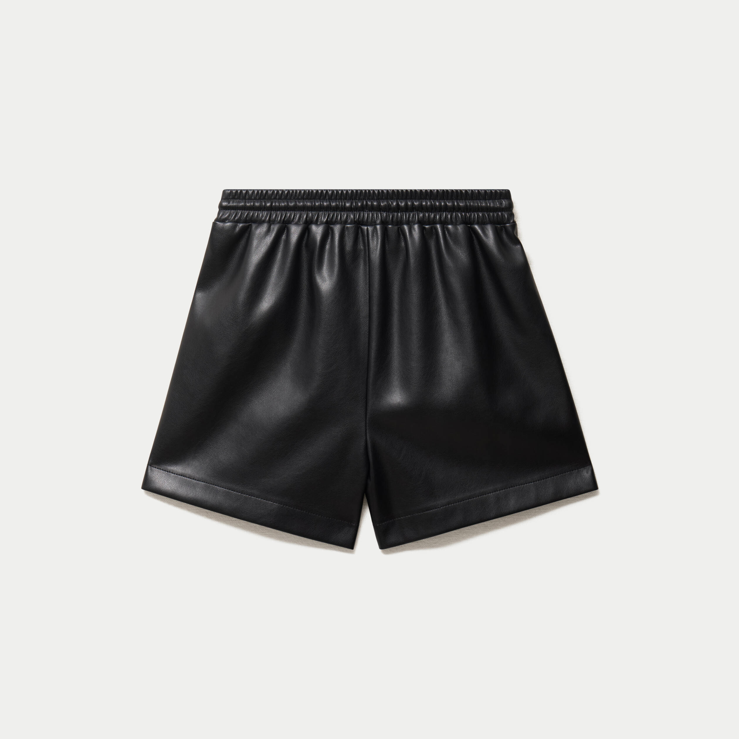 Short large taille haute en similicuir noir femme