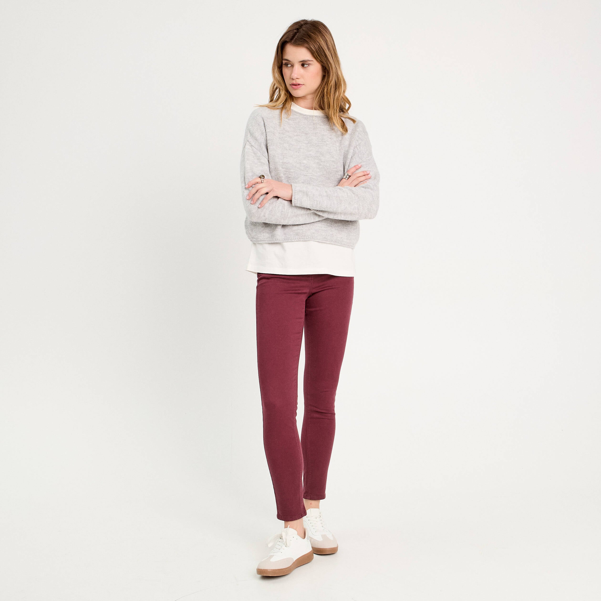 Jeans slim 5 poches violet fonc&eacute; femme