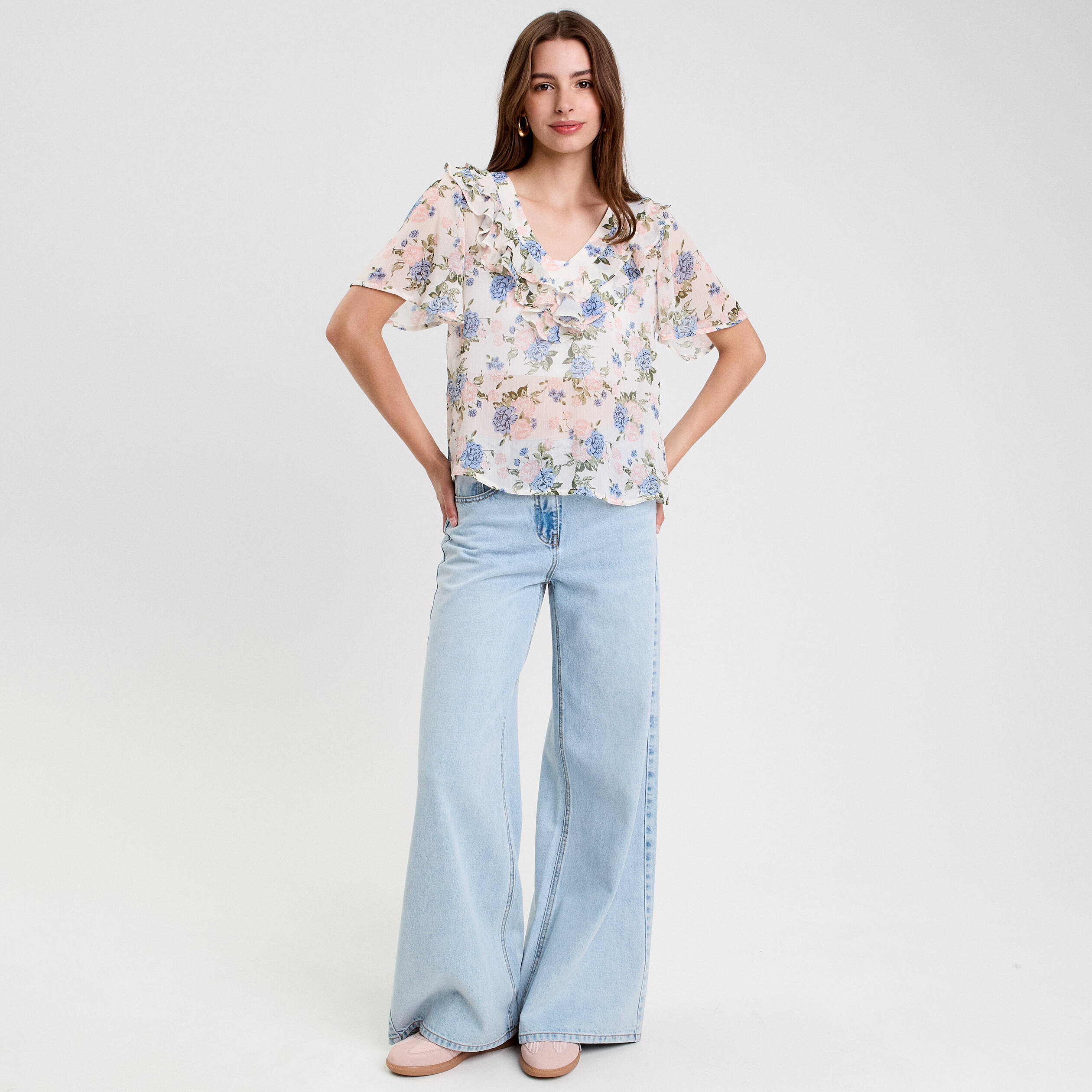 blouse droite courte col v blanc femme Blouse droite courte col V blanc femme
