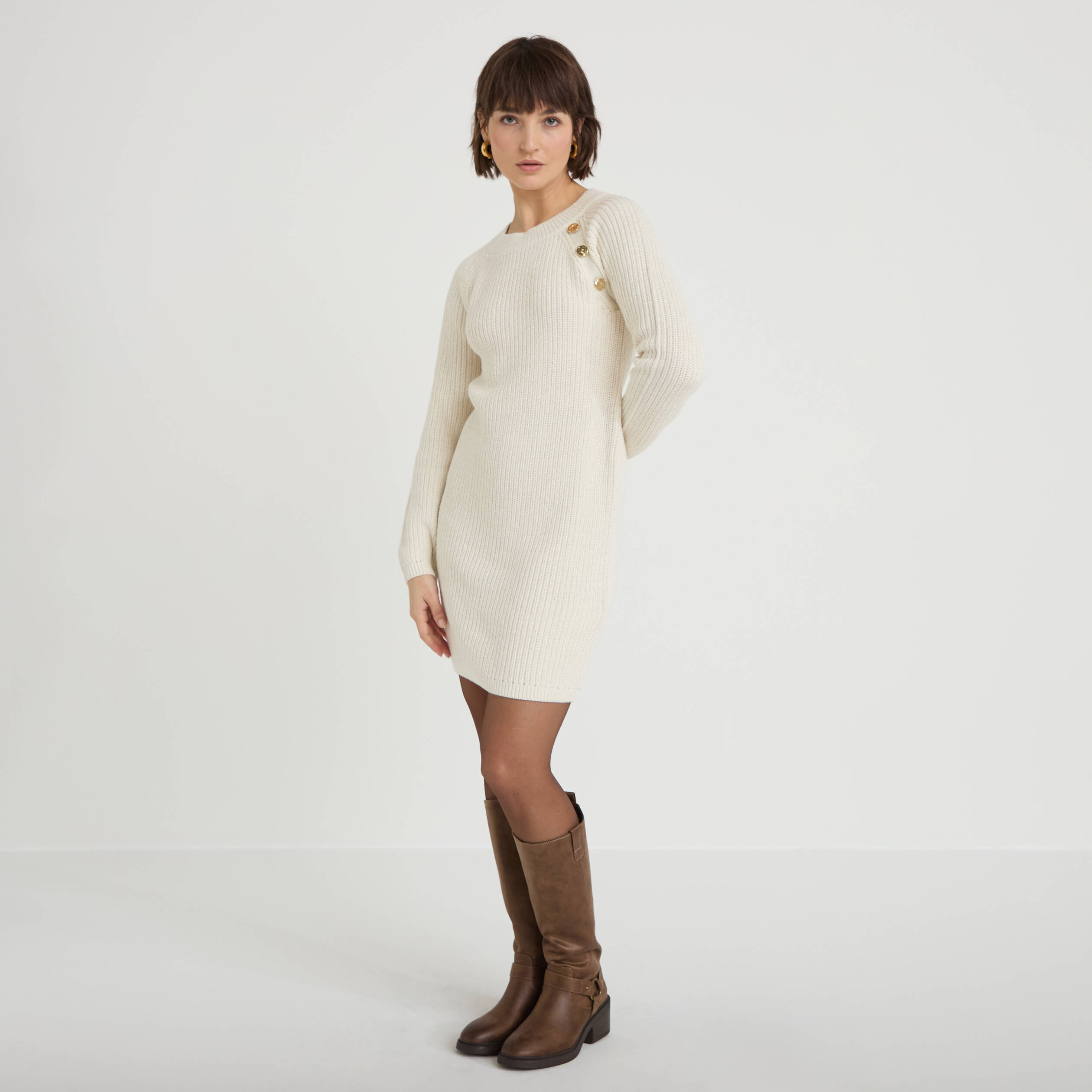 Robe pull d&eacute;tails de boutons ecru femme