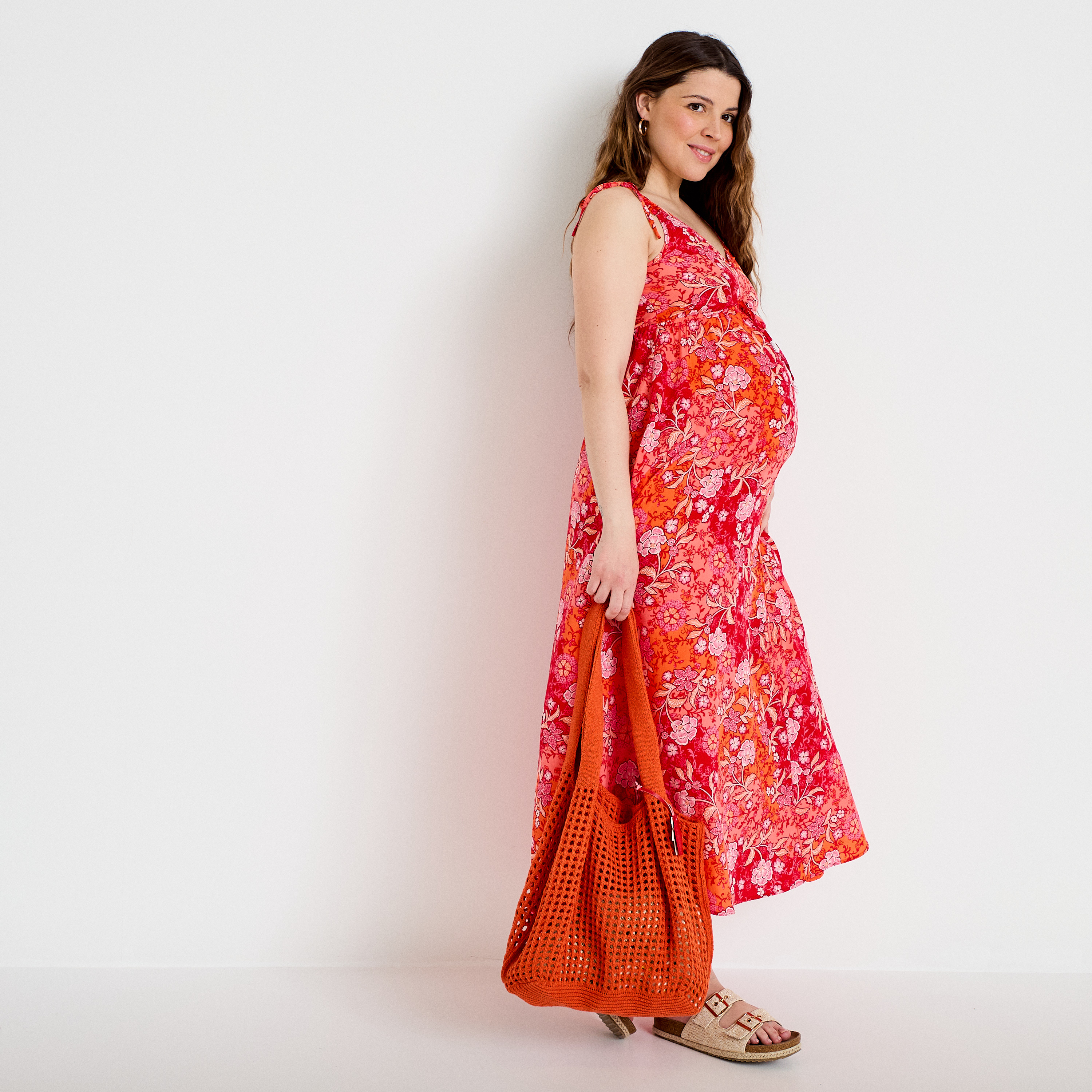 Robe longue &eacute;vas&eacute;e effet satin&eacute;e rouge femme