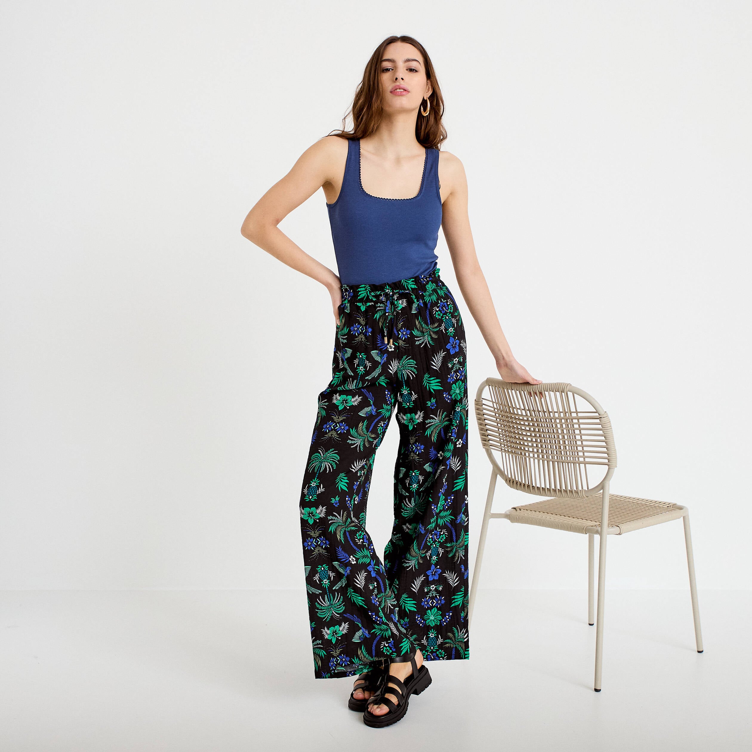 Pantalon large taille standard pliss&eacute; noir femme