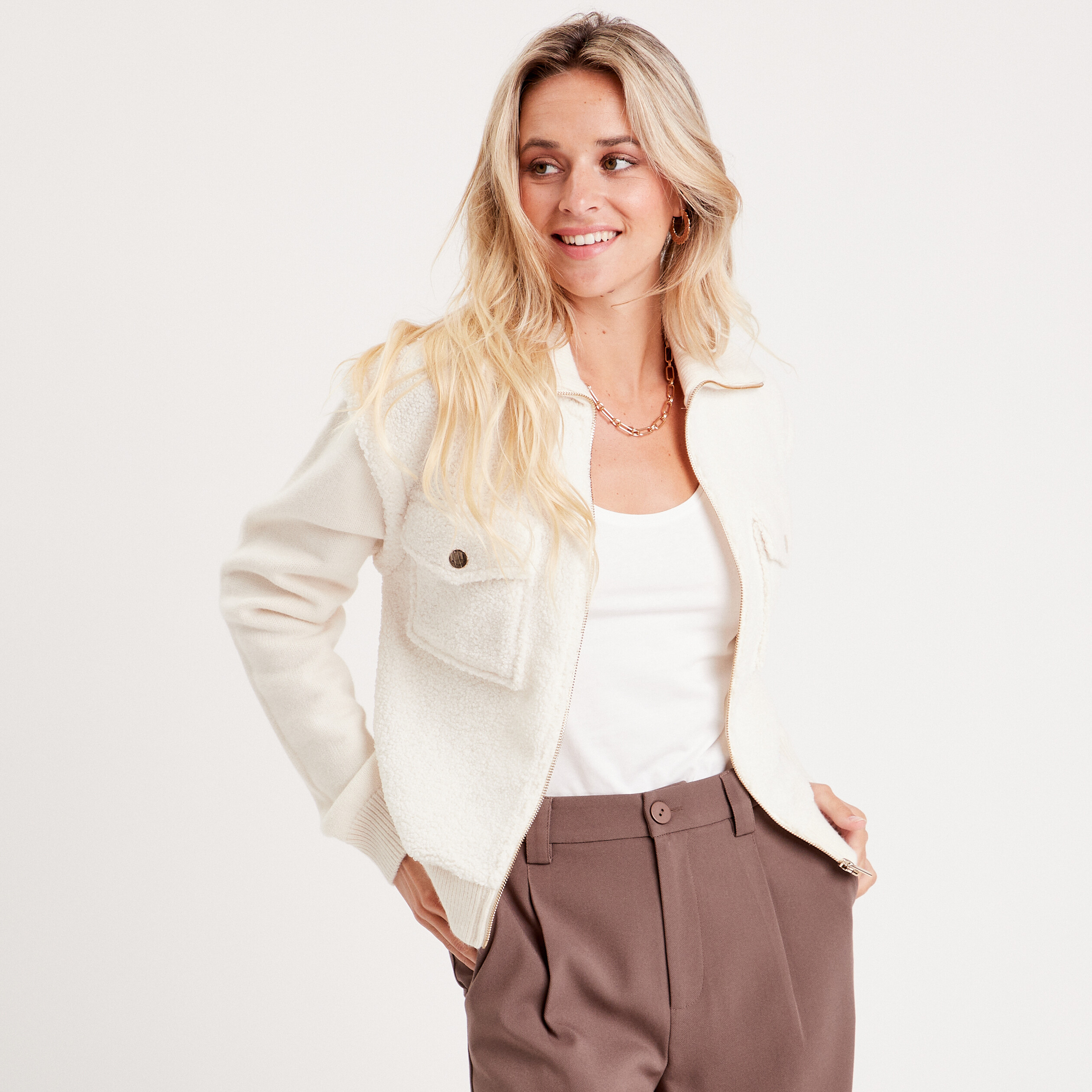 Gilet zippé col camionneur ecru femme