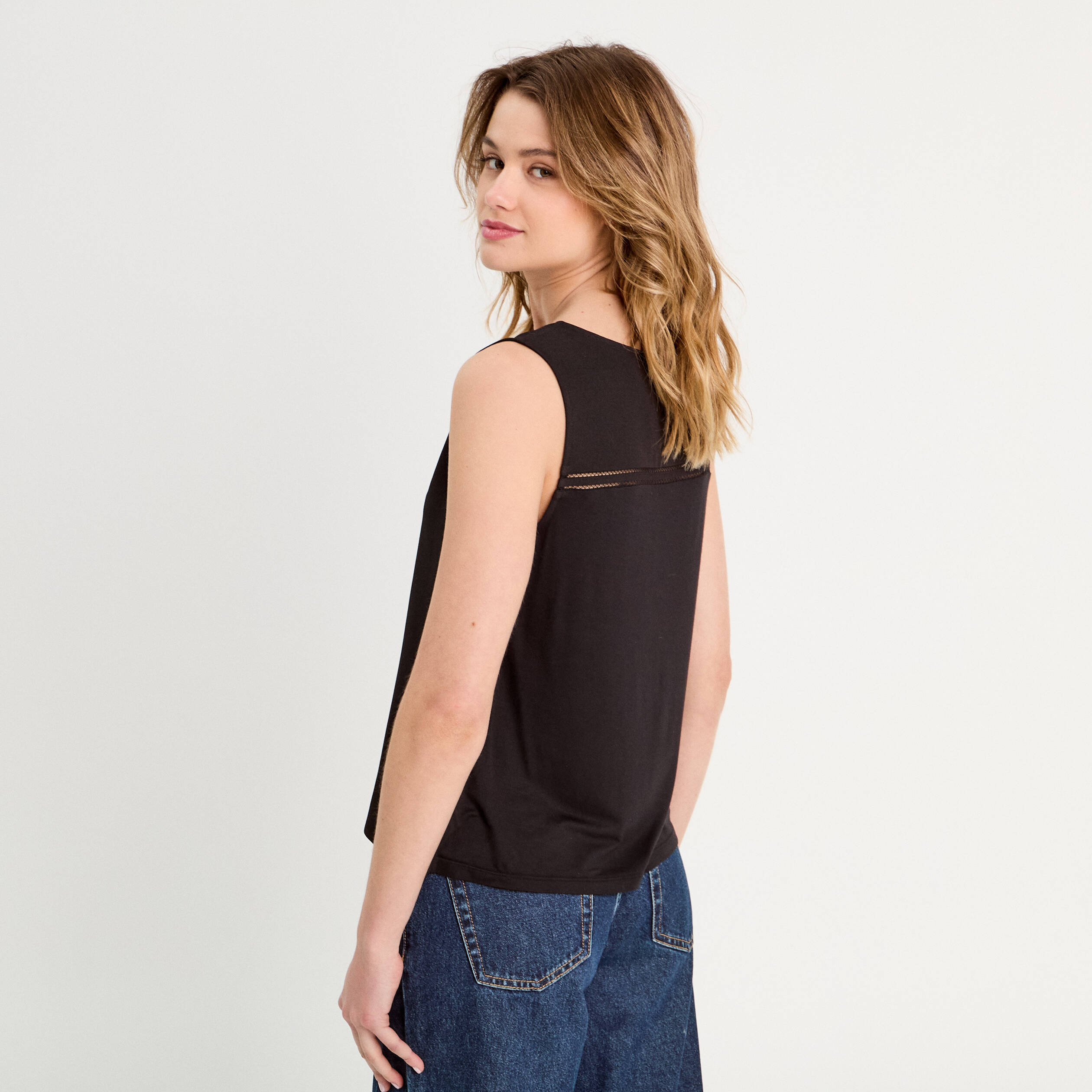 debardeur sans manches noir femme Débardeur sans manches noir femme