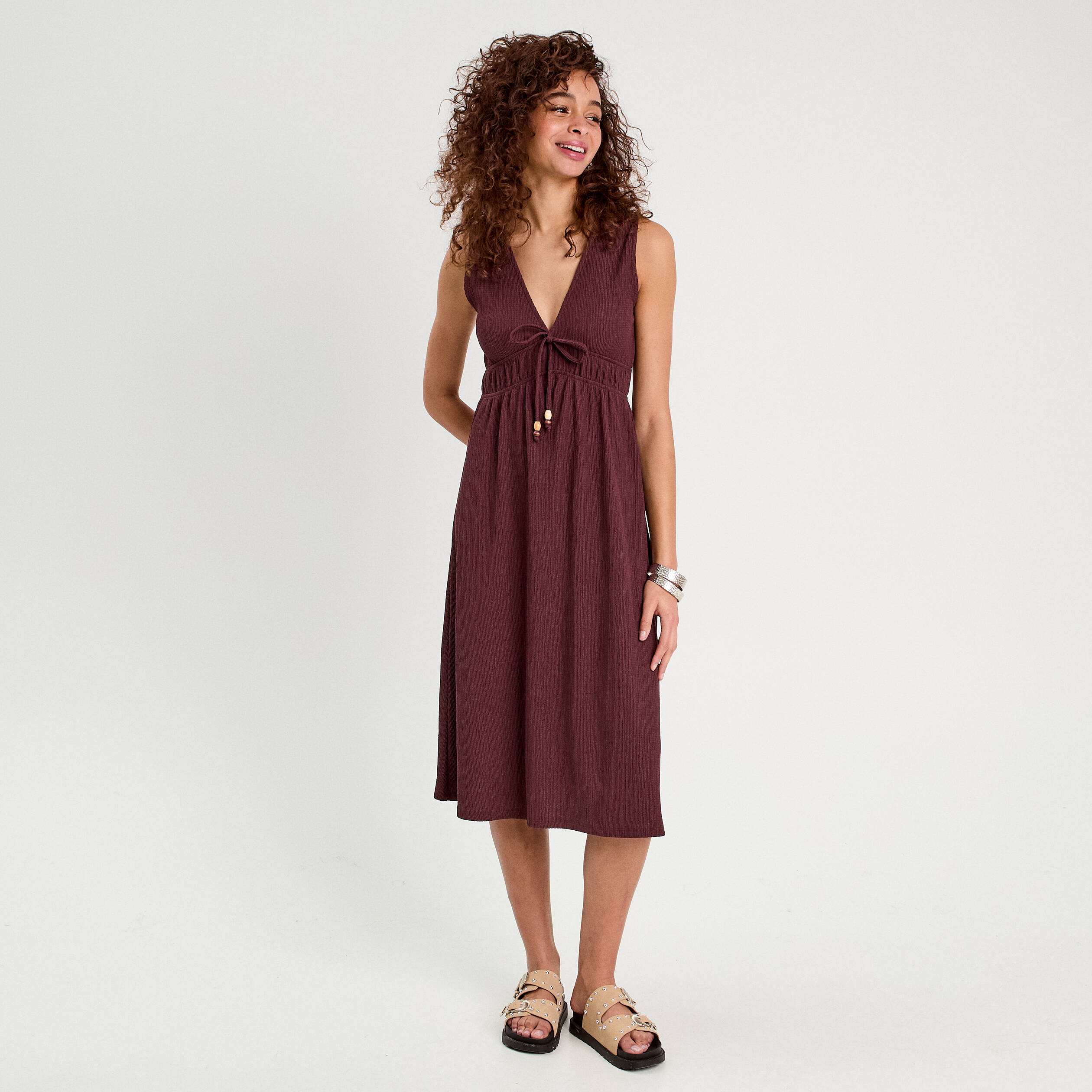 Robe midi &eacute;vas&eacute;e sans manches prune femme