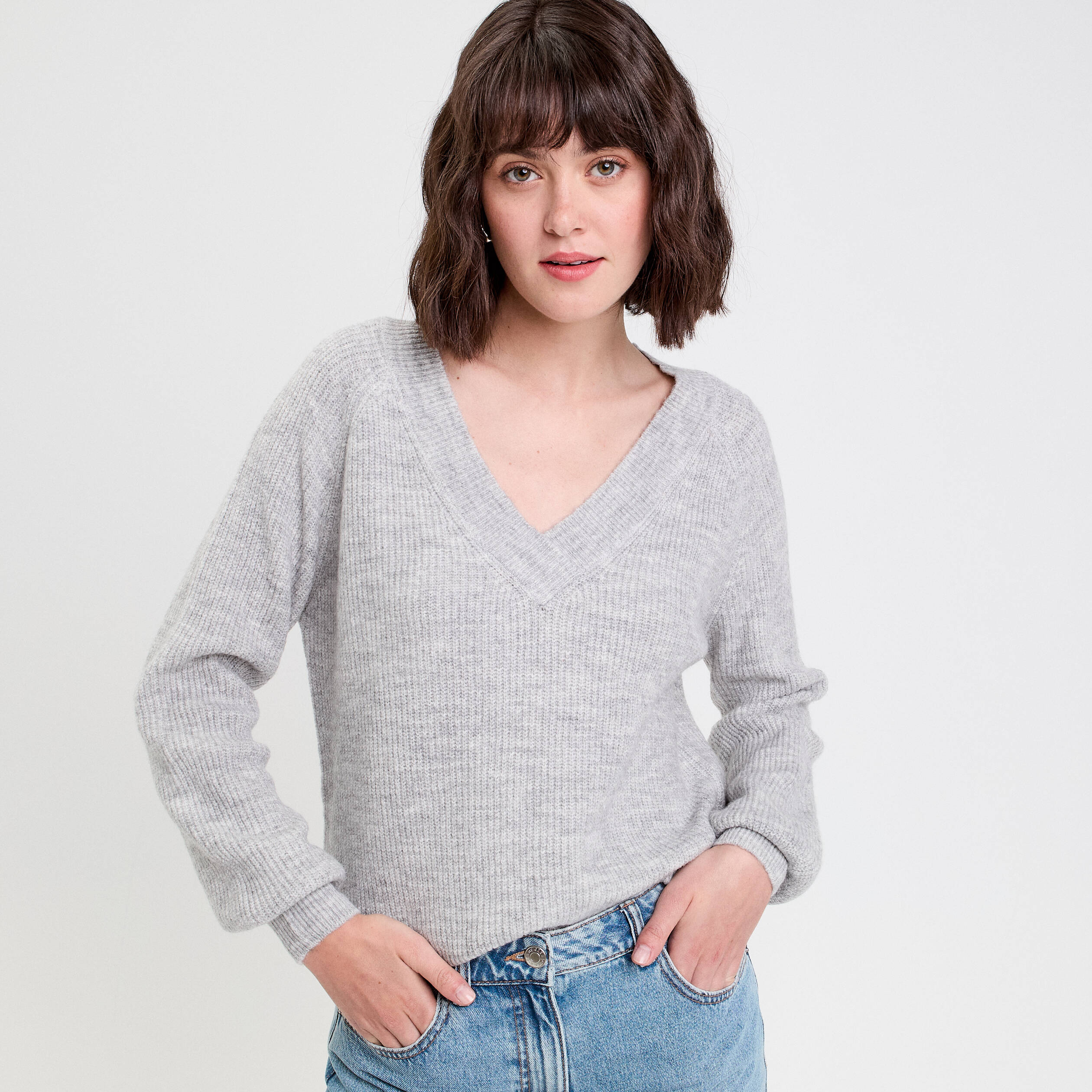 Pull avec col en V gris foncé femme