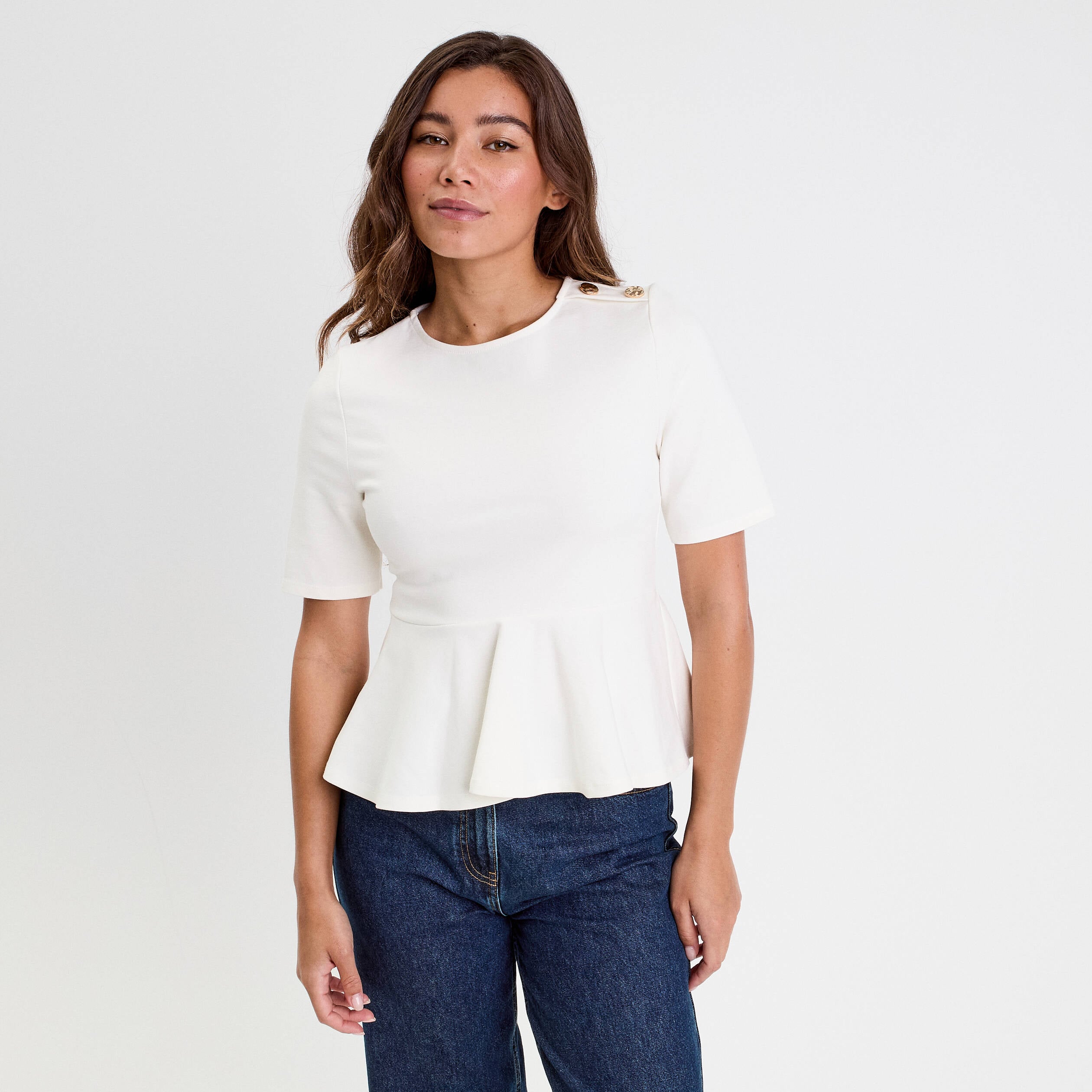 Top cintr&eacute; col rond manches longues ecru femme