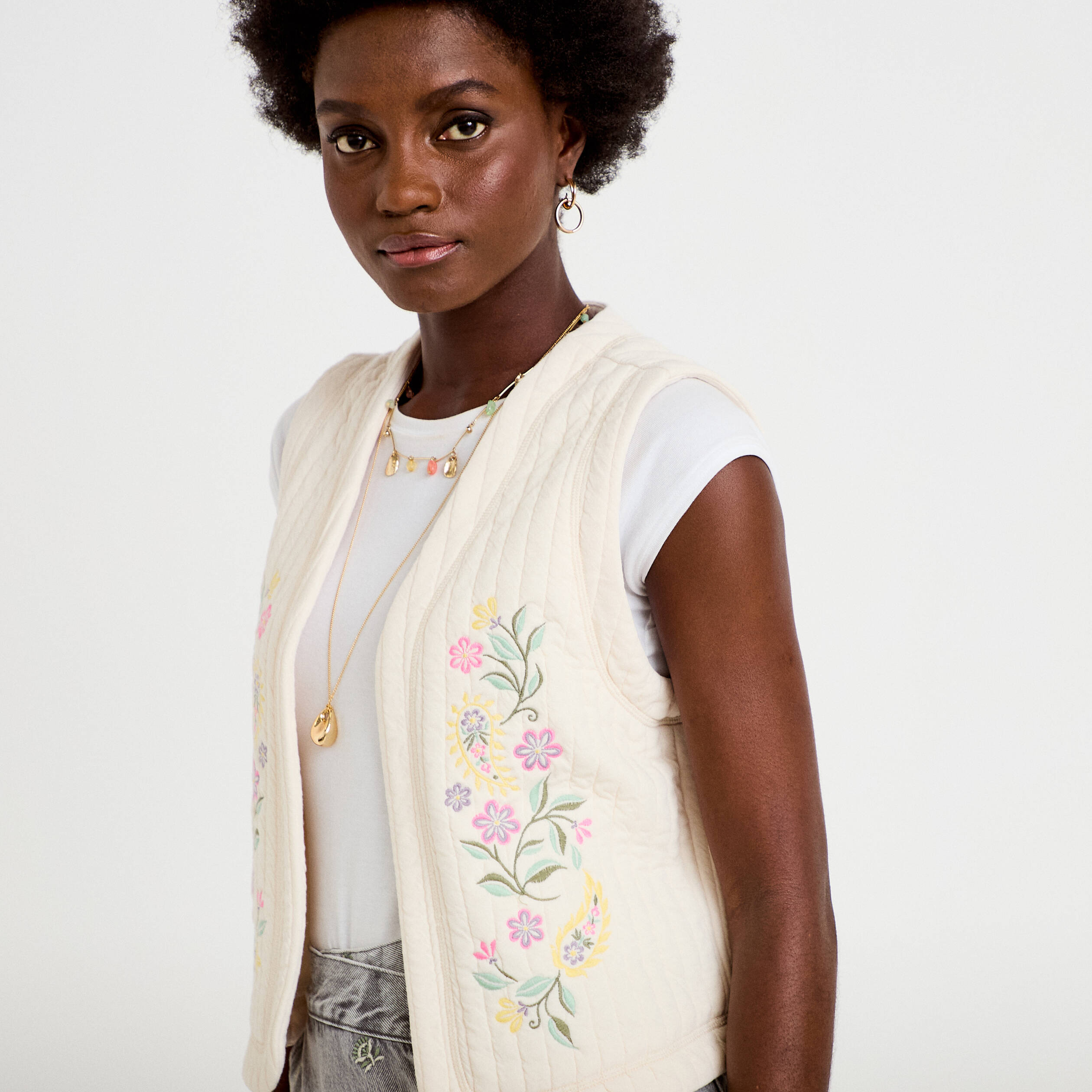 Gilet droit sans manches col rond ecru femme