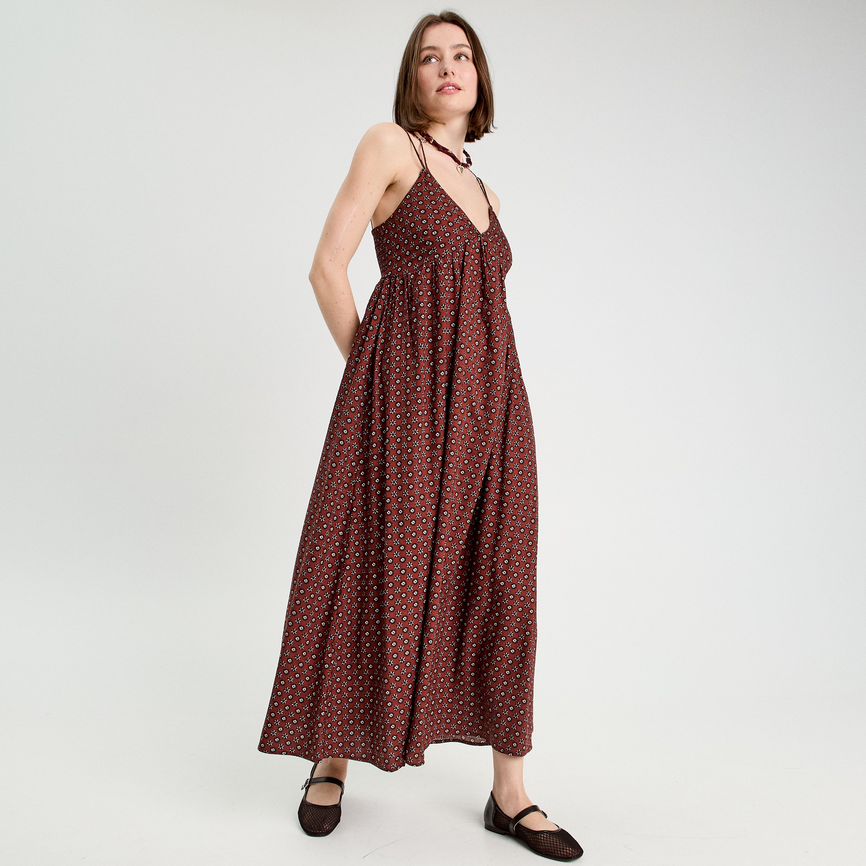 Robe longue &eacute;vas&eacute;e bretelles marron cognac femme
