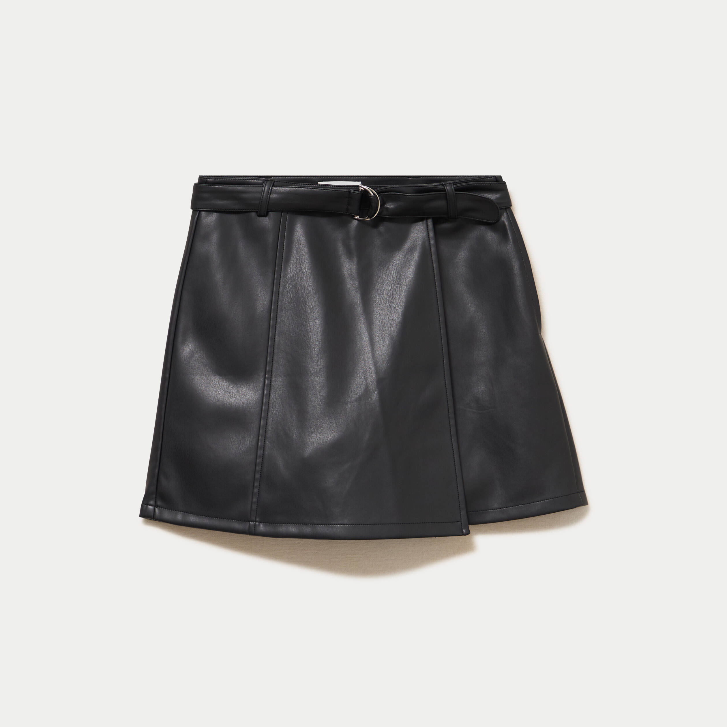 Jupe-short courte en similicuir noir femme