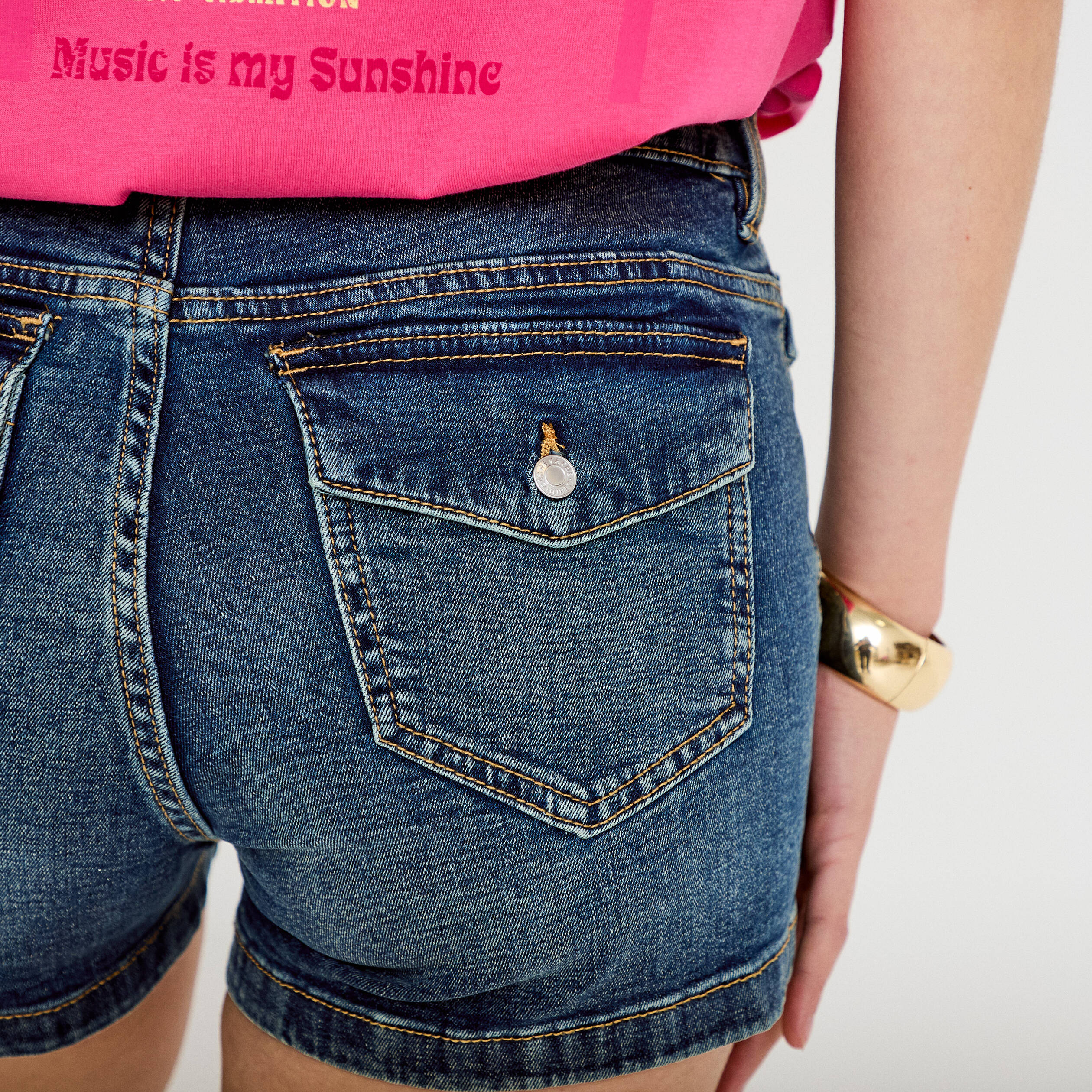 Short slim cigarette en jean stretch denim dirty femme