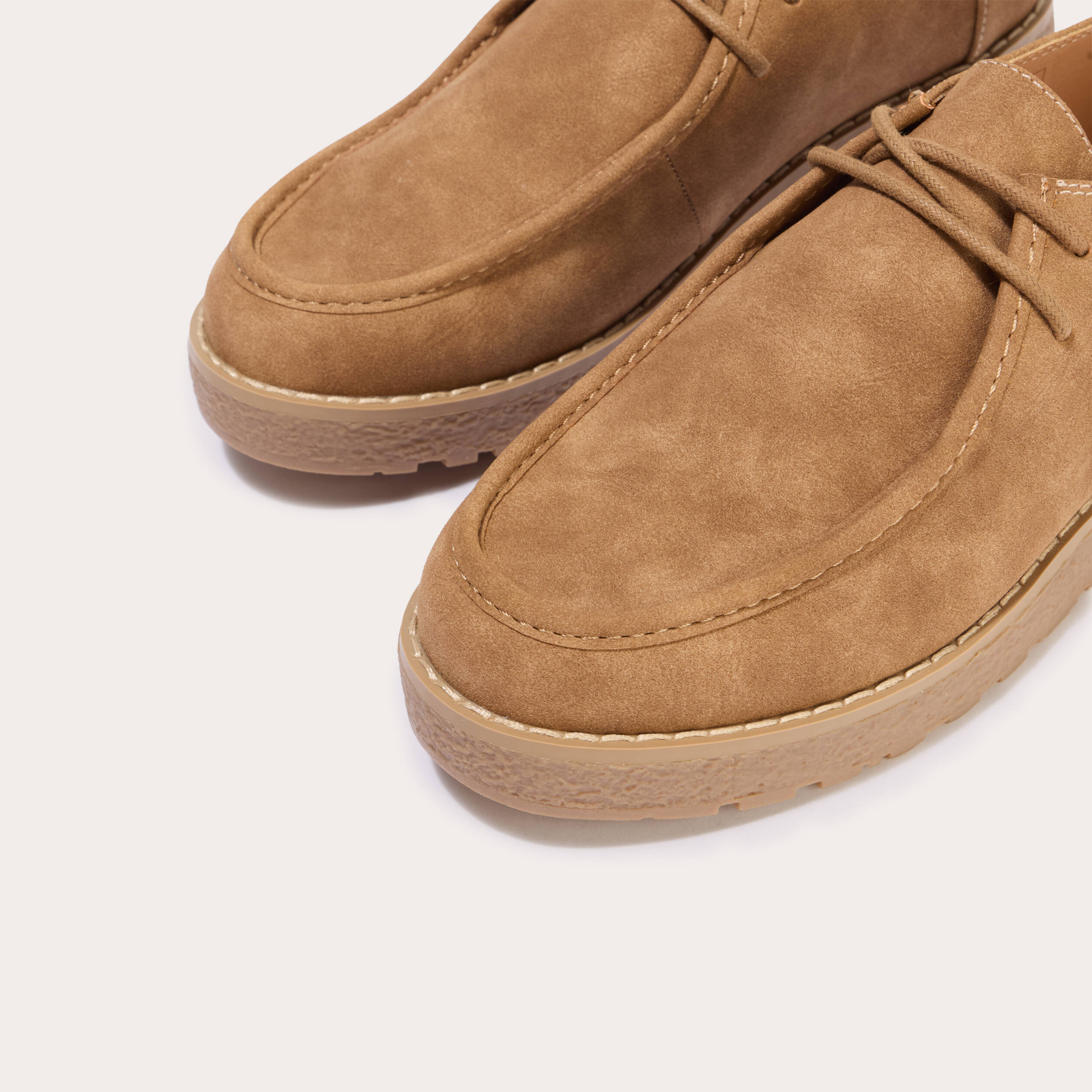 Chaussures aspect daim camel femme