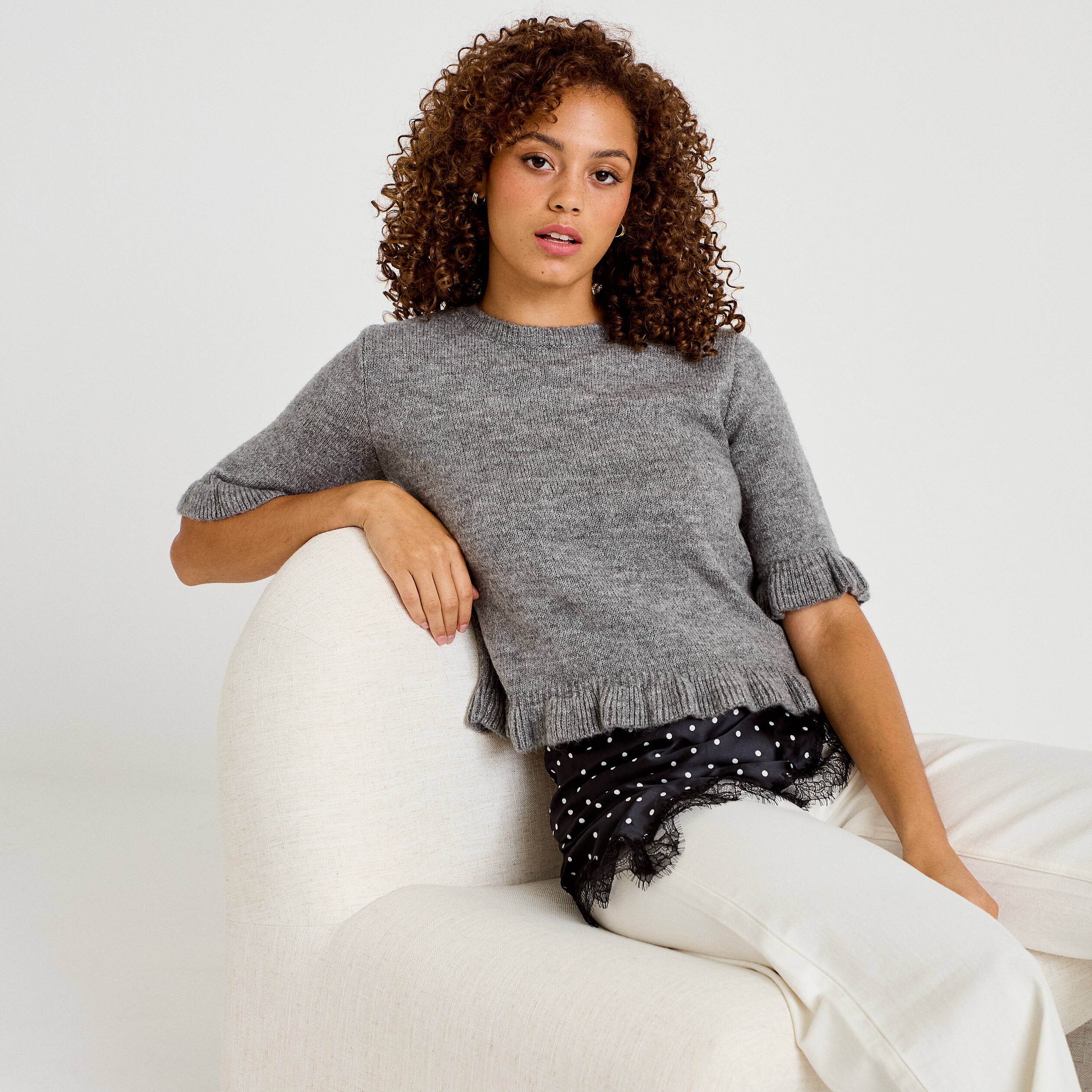 Pull col rond manches courtes gris clair femme