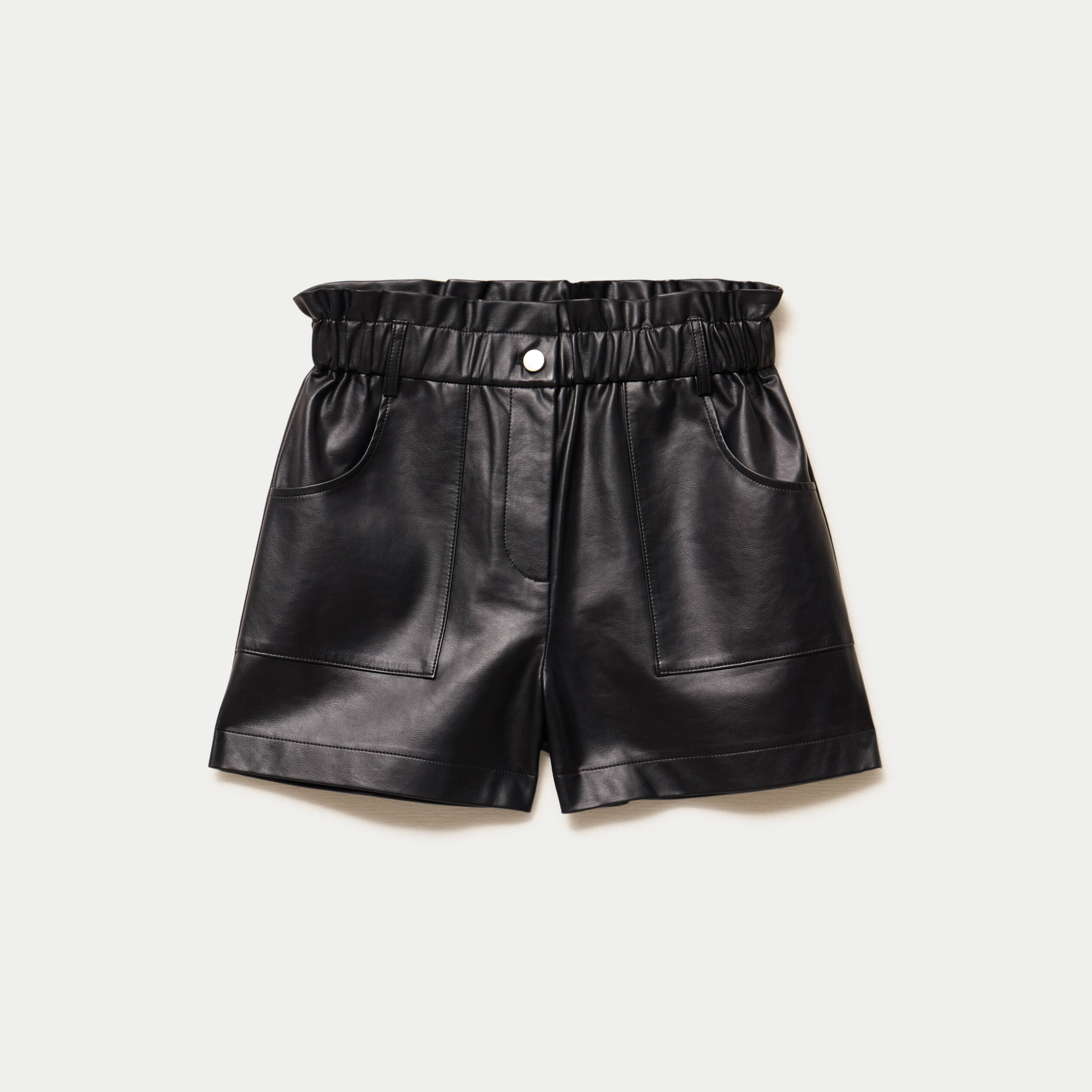 Short large taille haute en similicuir noir femme