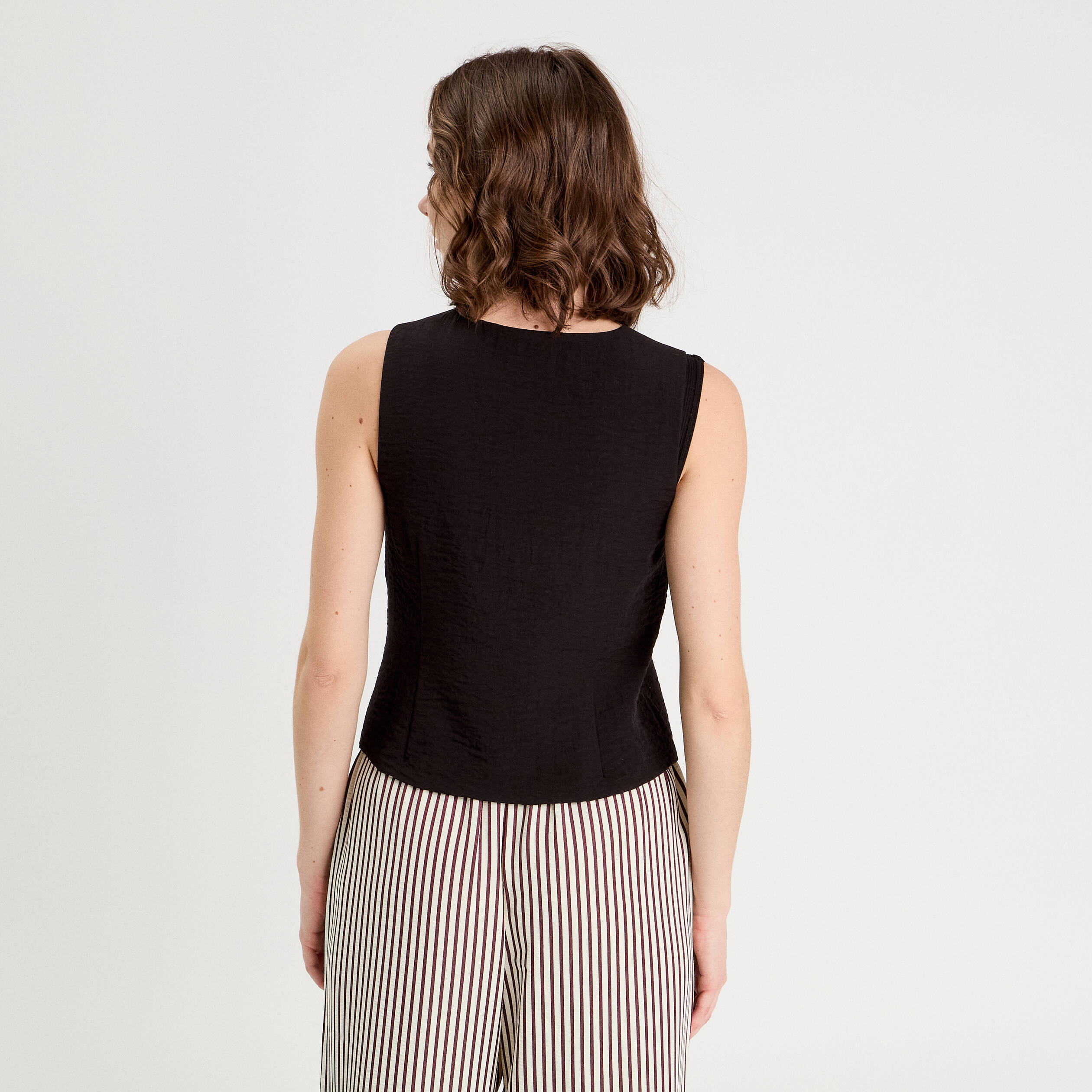 Gilet sans manches noir femme