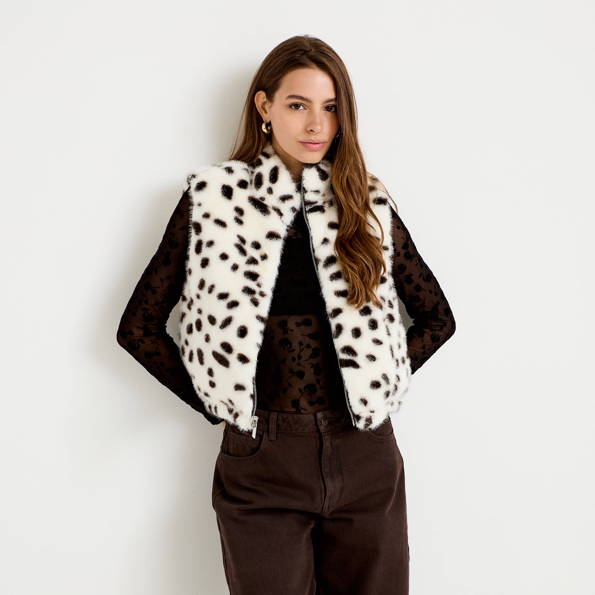Veste sans manches col montant noir femme
