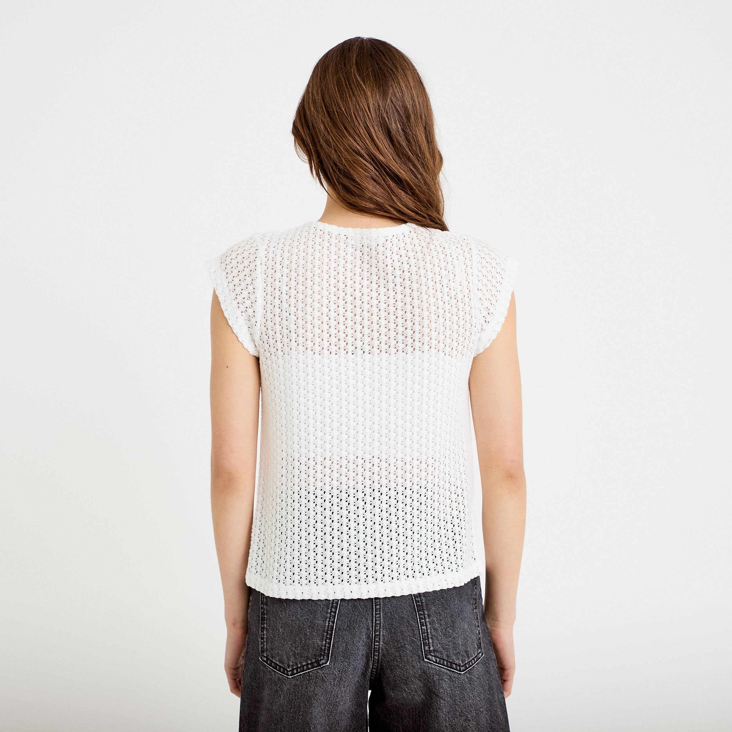 Gilet manches courtes aspect dentelle ecru femme