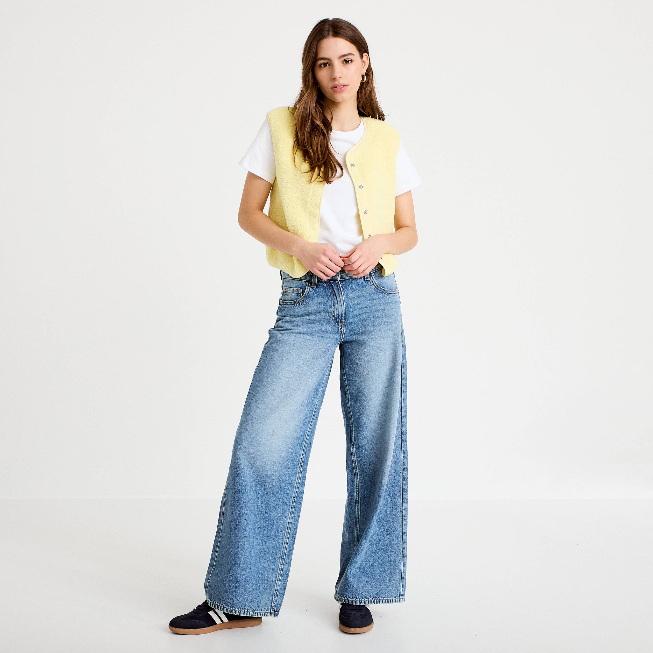 Veste sans manches effet polaire jaune clair femme