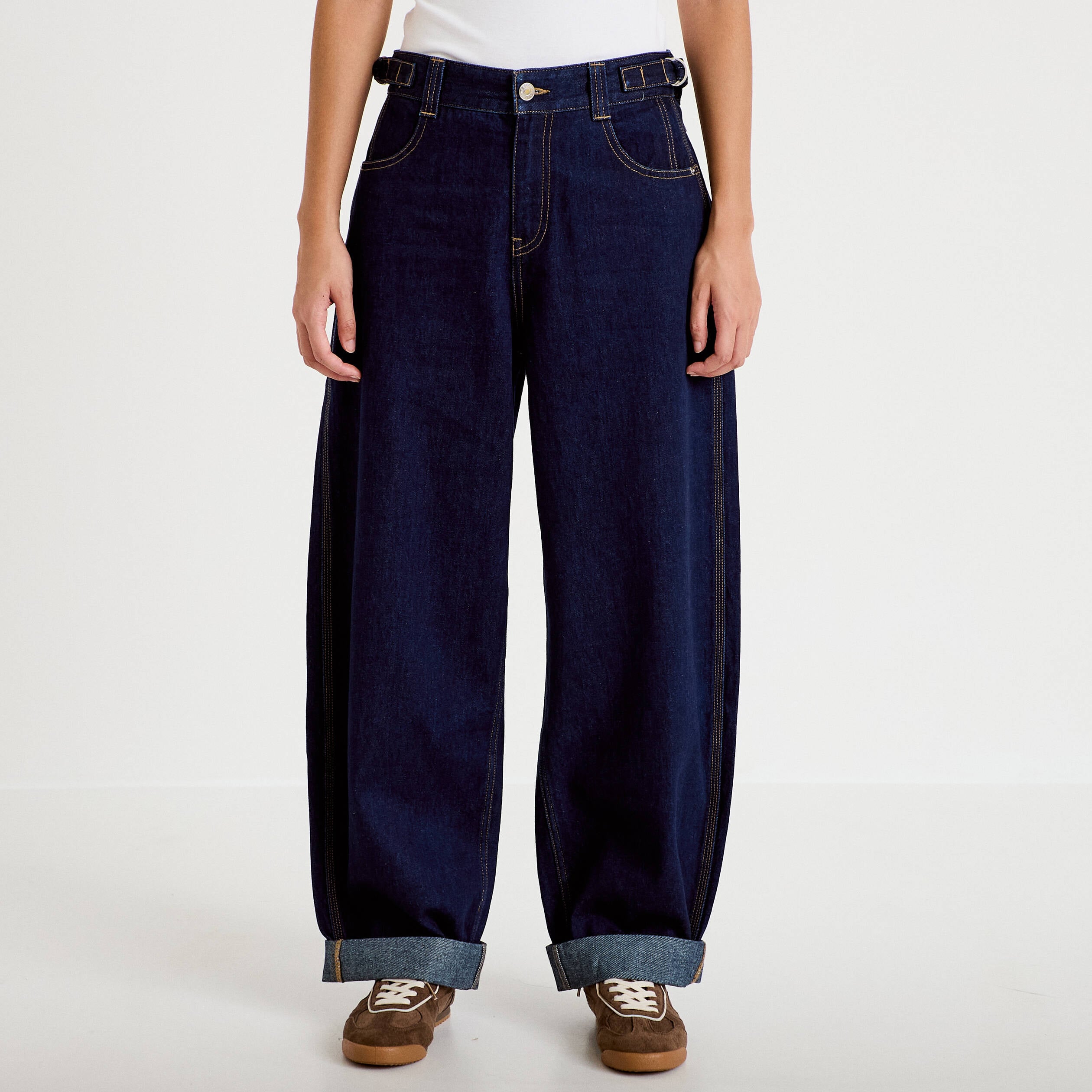 Jean barrel long en coton denim brut femme