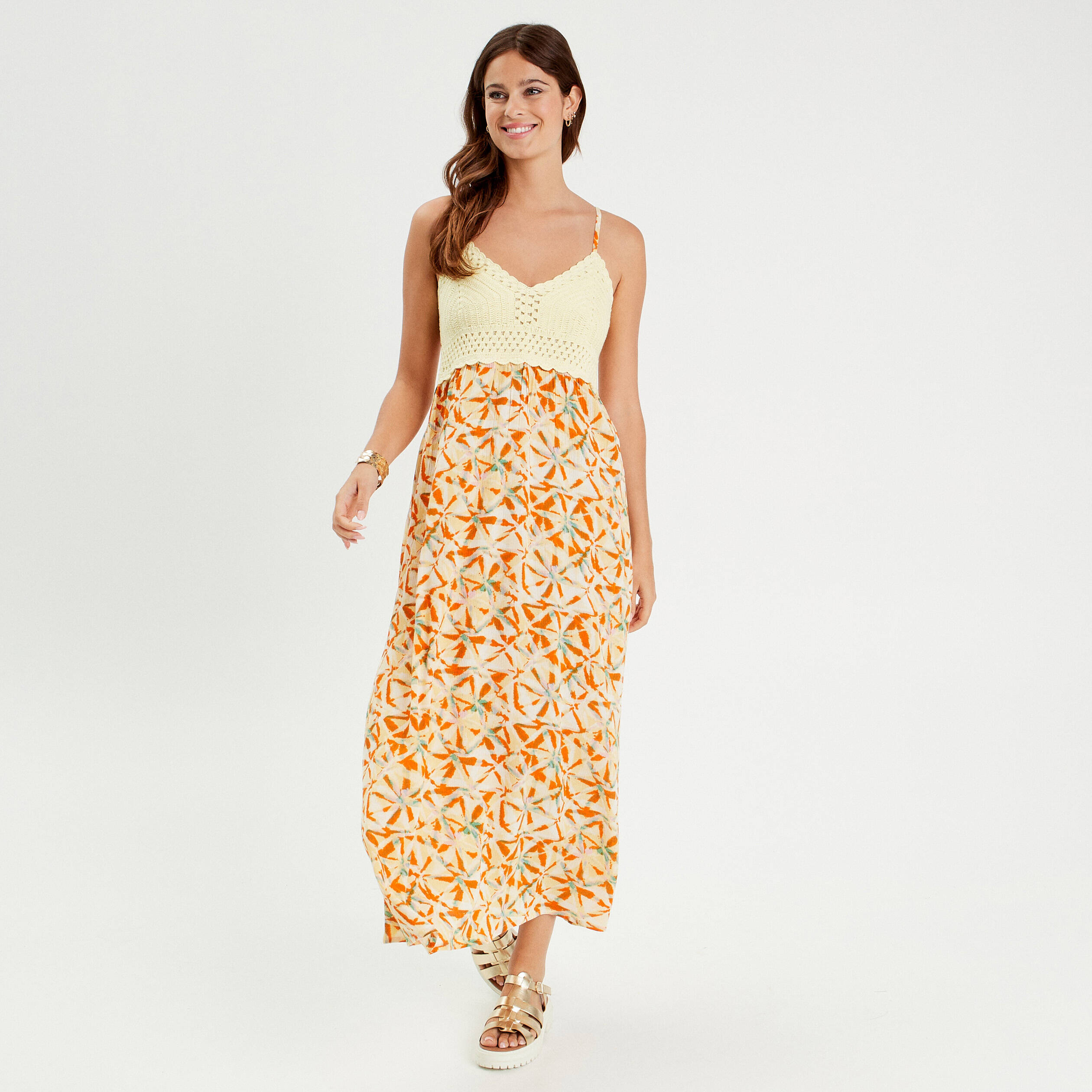 robe longue evasee crochet blanc femme Robe longue évasée crochet blanc femme