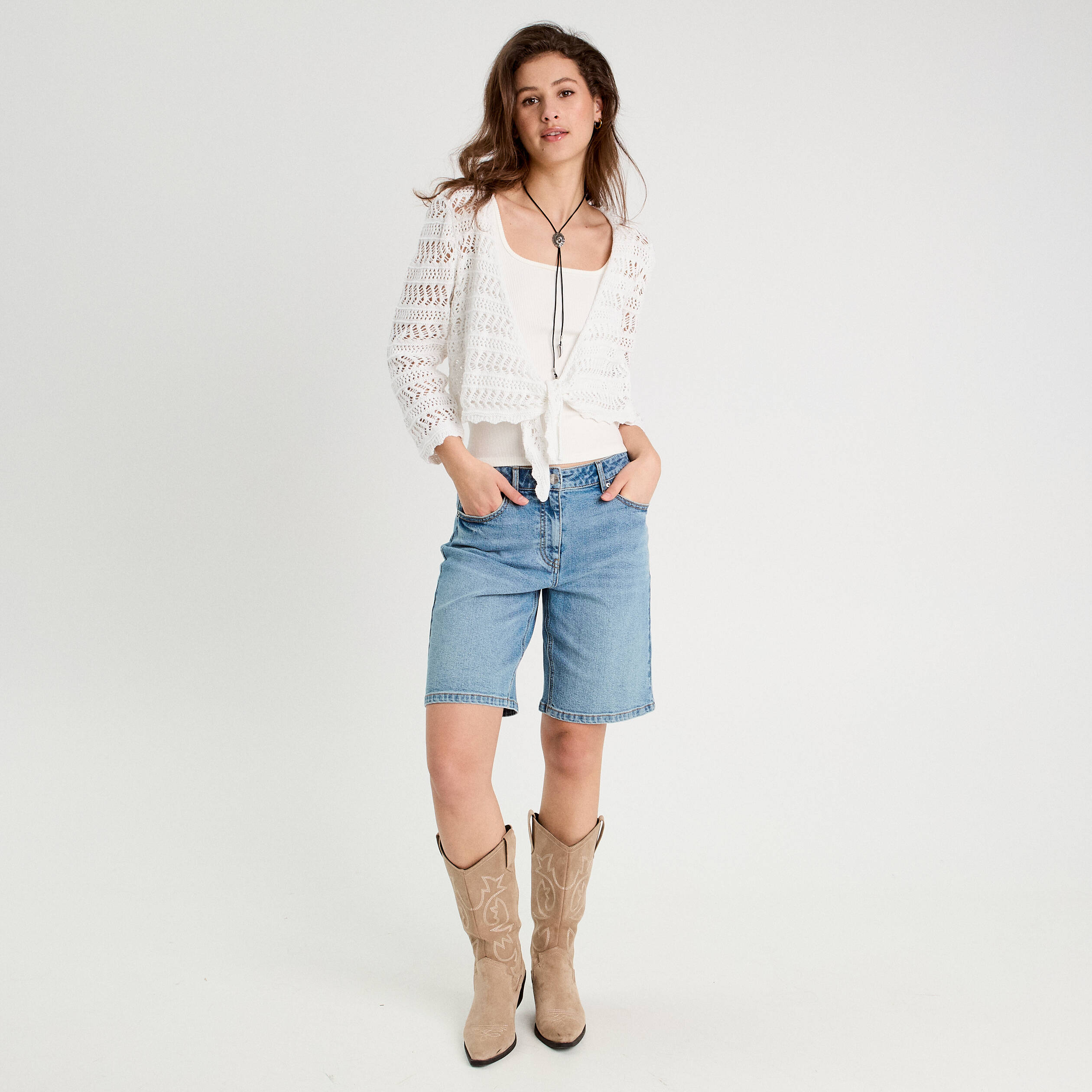 Gilet manches 3/4 ajour&eacute; blanc femme