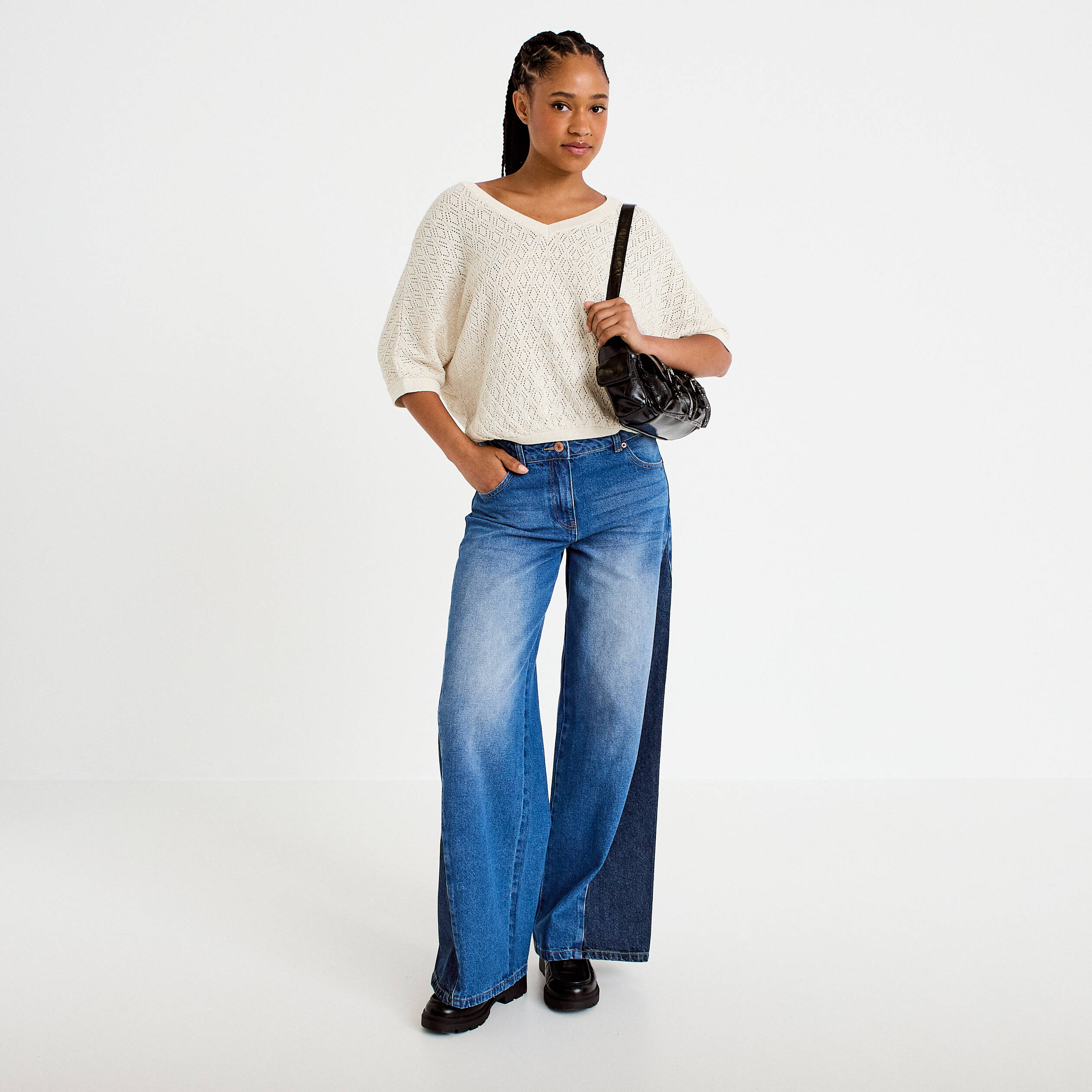 Pull ajour&eacute; col v manches courtes ecru femme