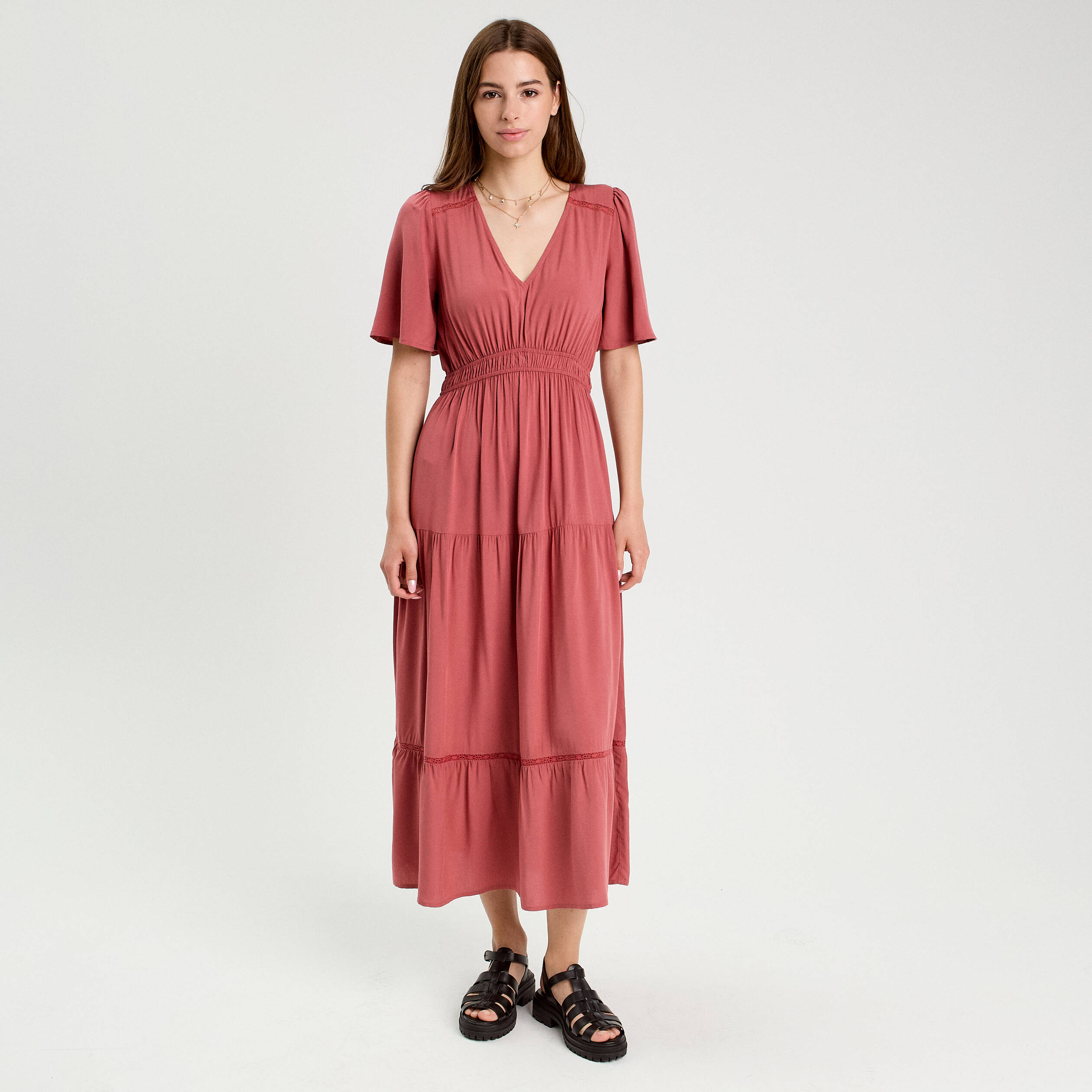 robe longue evasee vieux rose femme Robe longue évasée vieux rose femme
