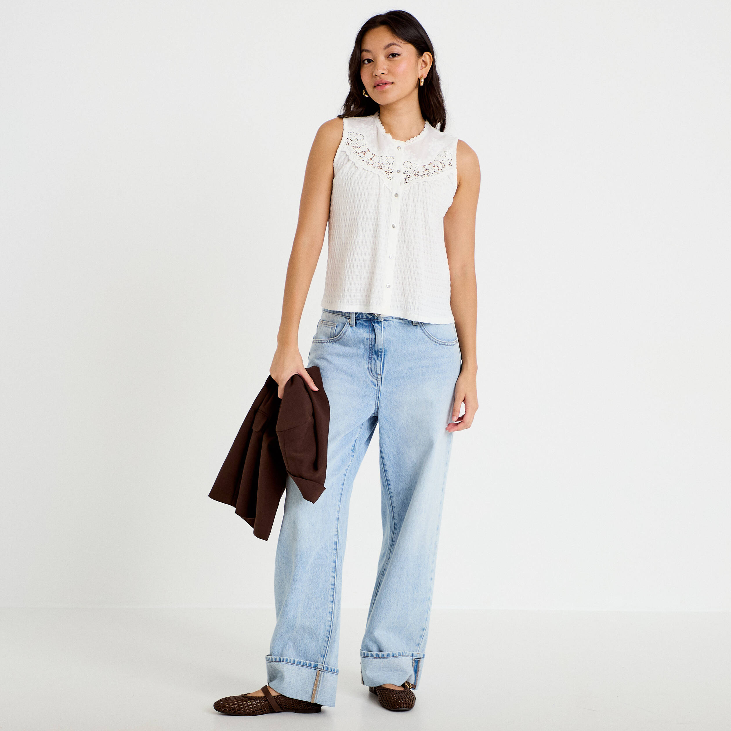 Blouse sans manches plastron brod&eacute; ecru femme