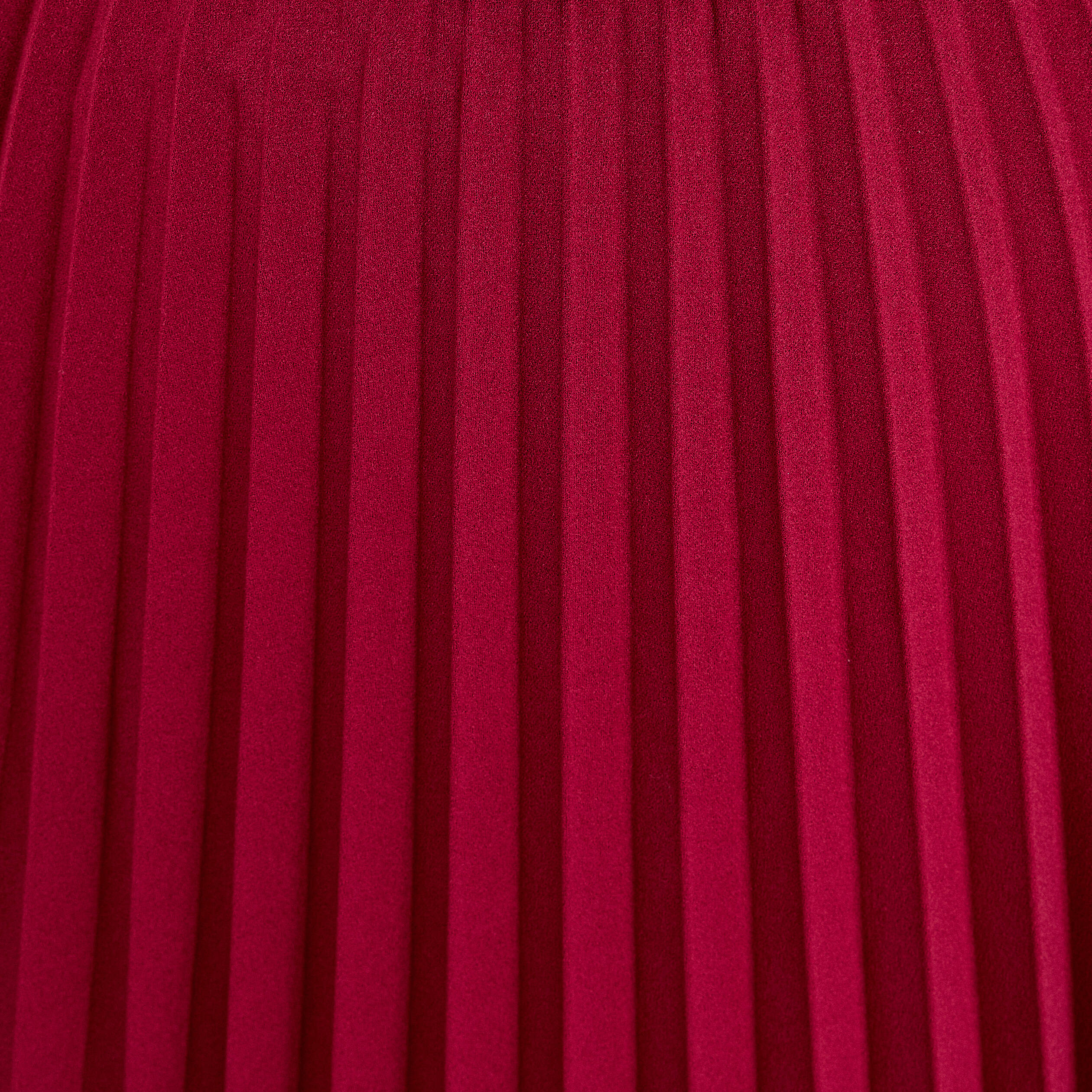 Jupe &eacute;vas&eacute;e pliss&eacute;e ceintur&eacute;e rouge fonc&eacute; femme