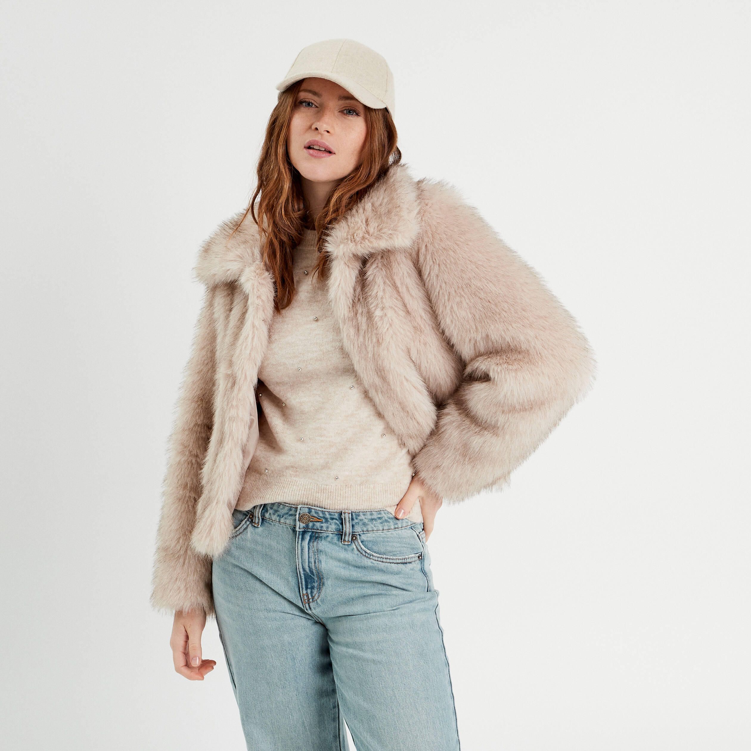 Veste courte en fausse fourrure sable femme