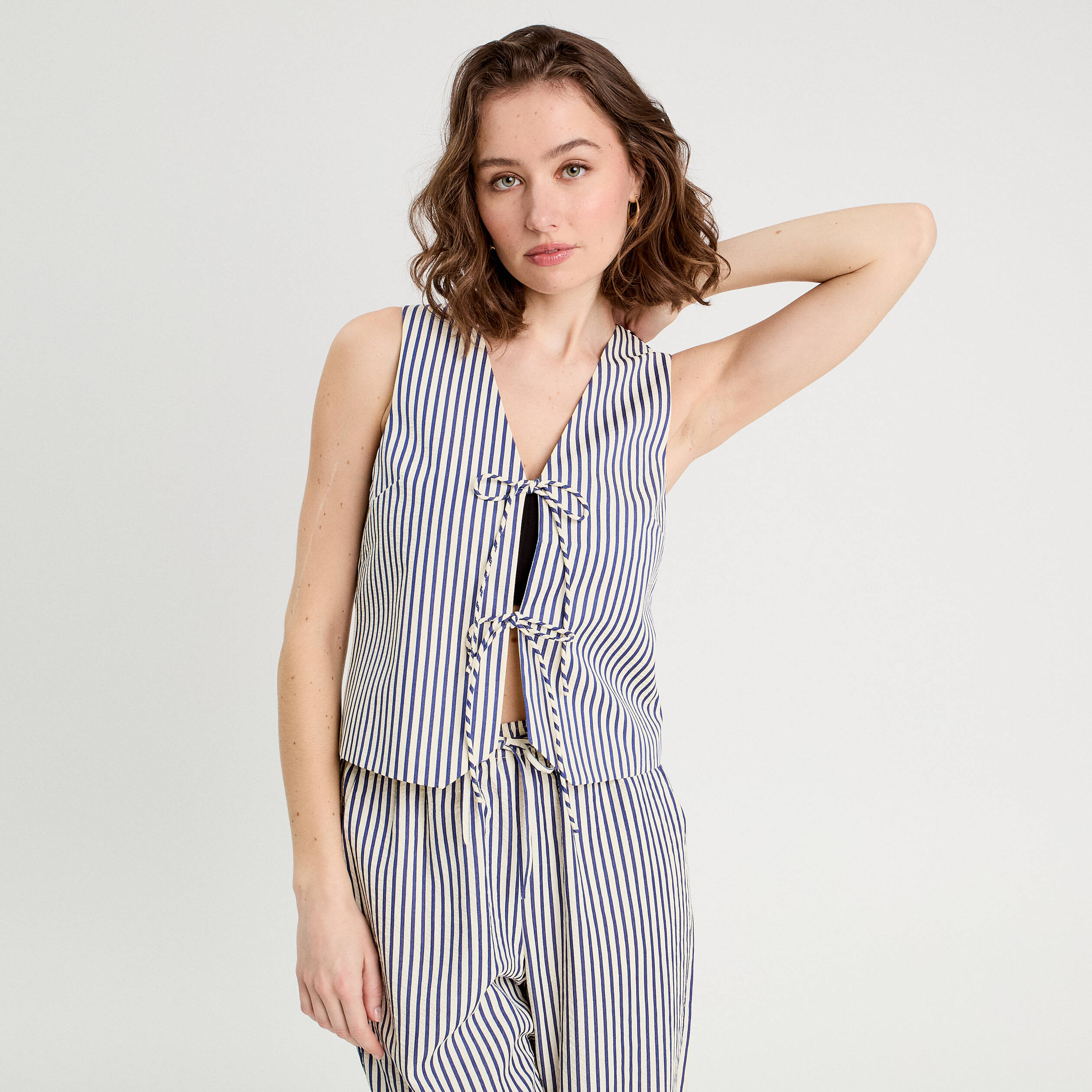 Gilet sans manches noeuds bleu marine femme
