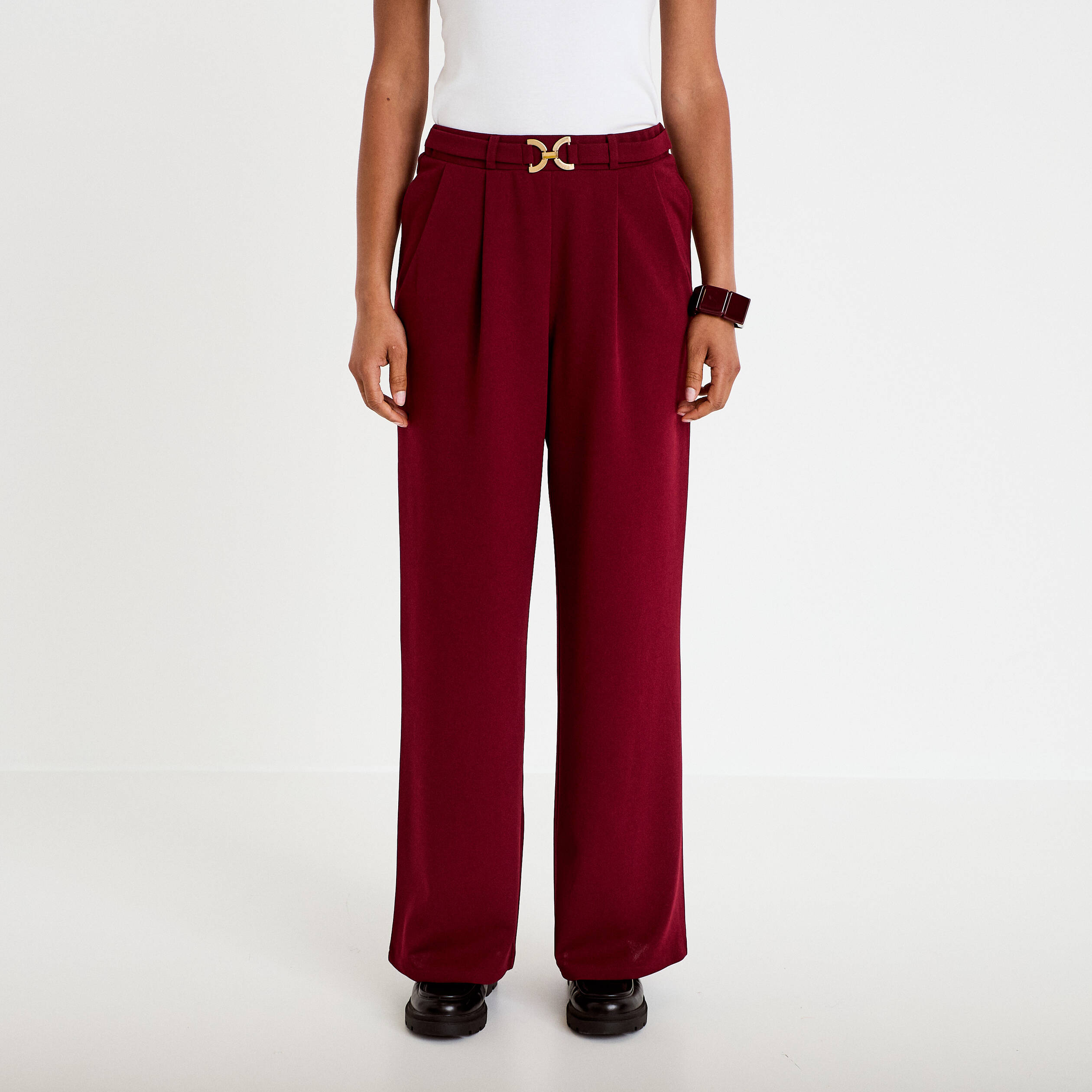Pantalon large ceinture bijou bordeaux femme
