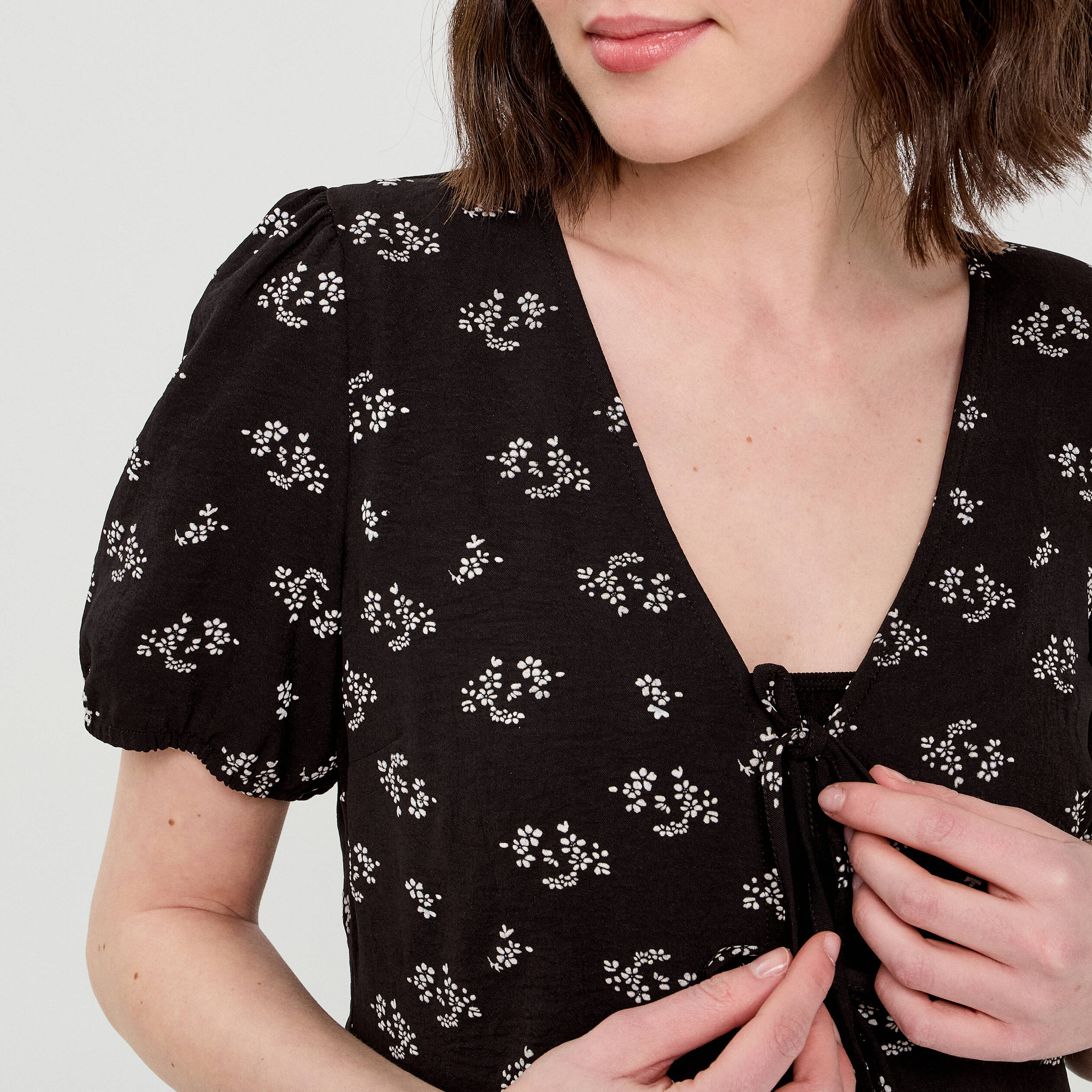 Blouse noeuds devant noir femme