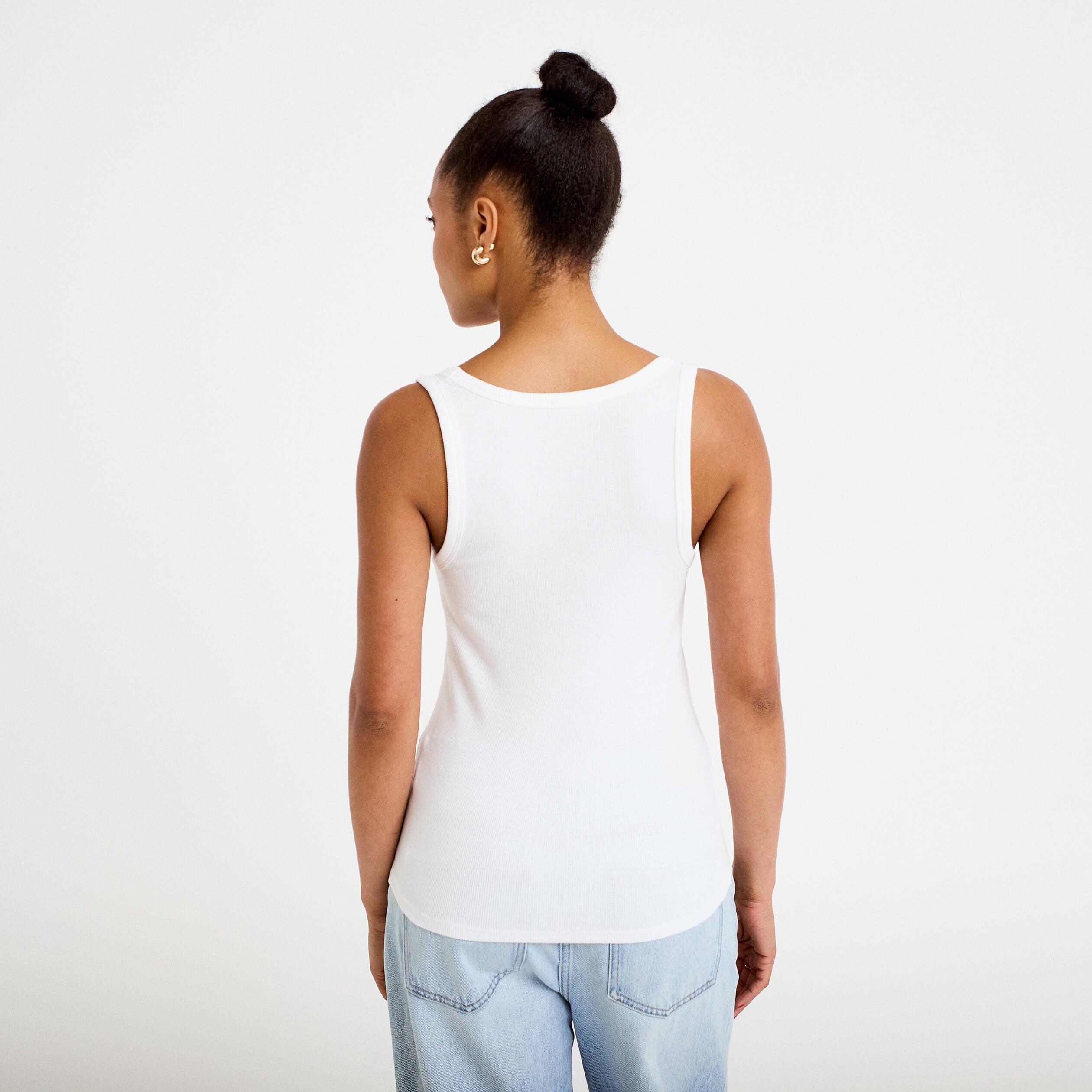 D&eacute;bardeur c&ocirc;tel&eacute; ajust&eacute; col v blanc femme