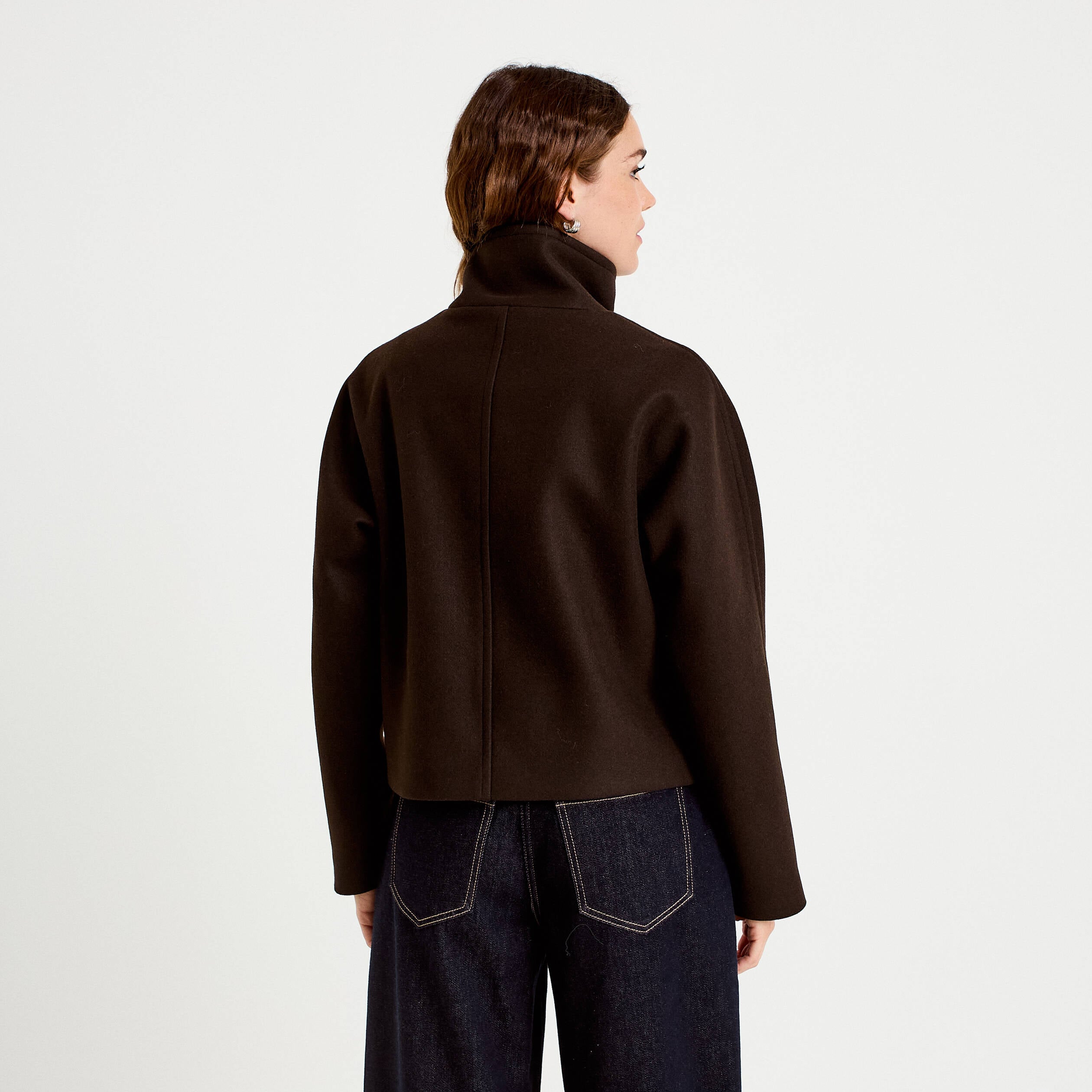 Veste chin&eacute;e col montant manches longues marron fonc&eacute; femme