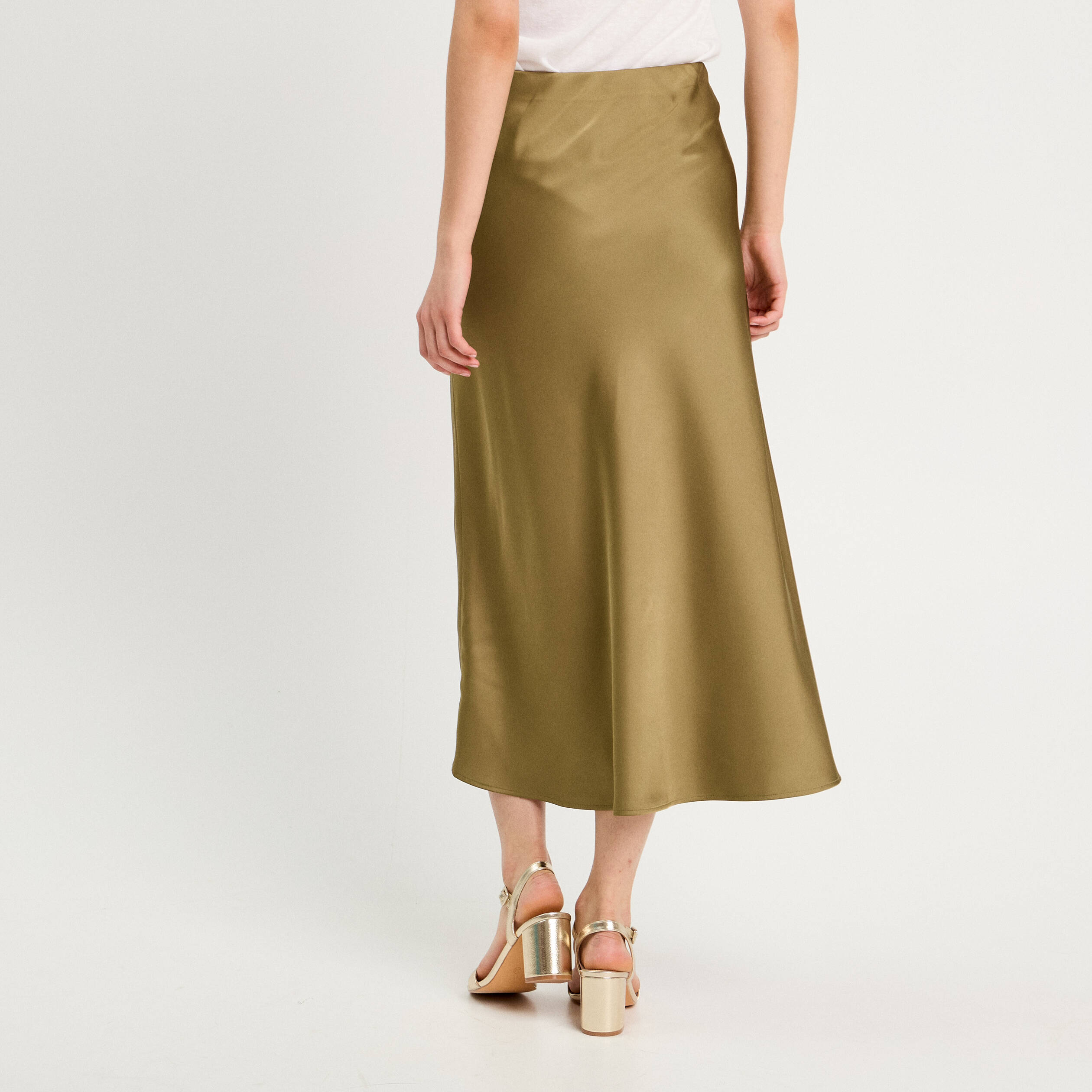 jupe longue trapeze satin vert fonce femme Jupe longue trapèze satin vert foncé femme