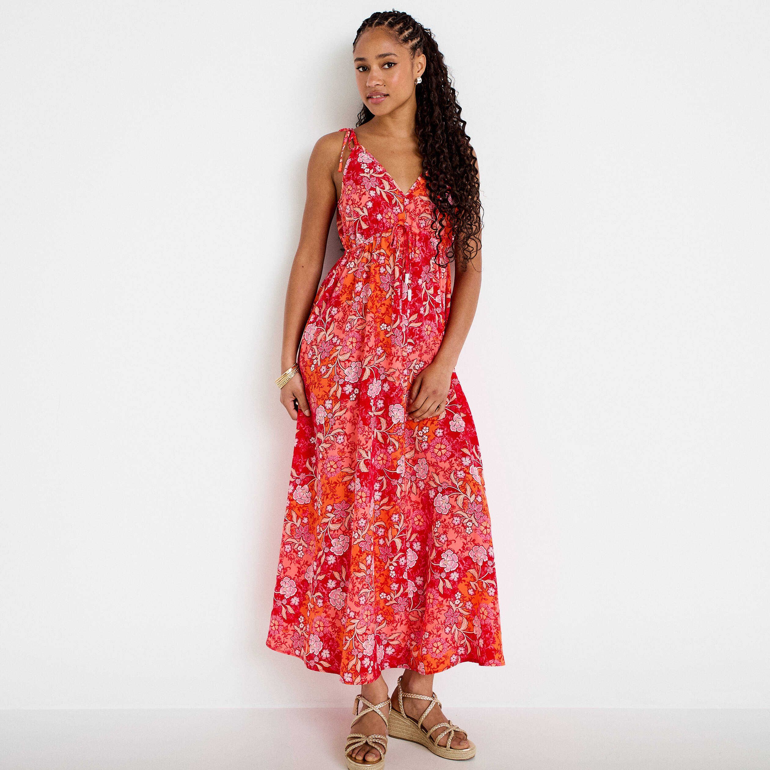 Robe longue &eacute;vas&eacute;e effet satin&eacute;e rouge femme