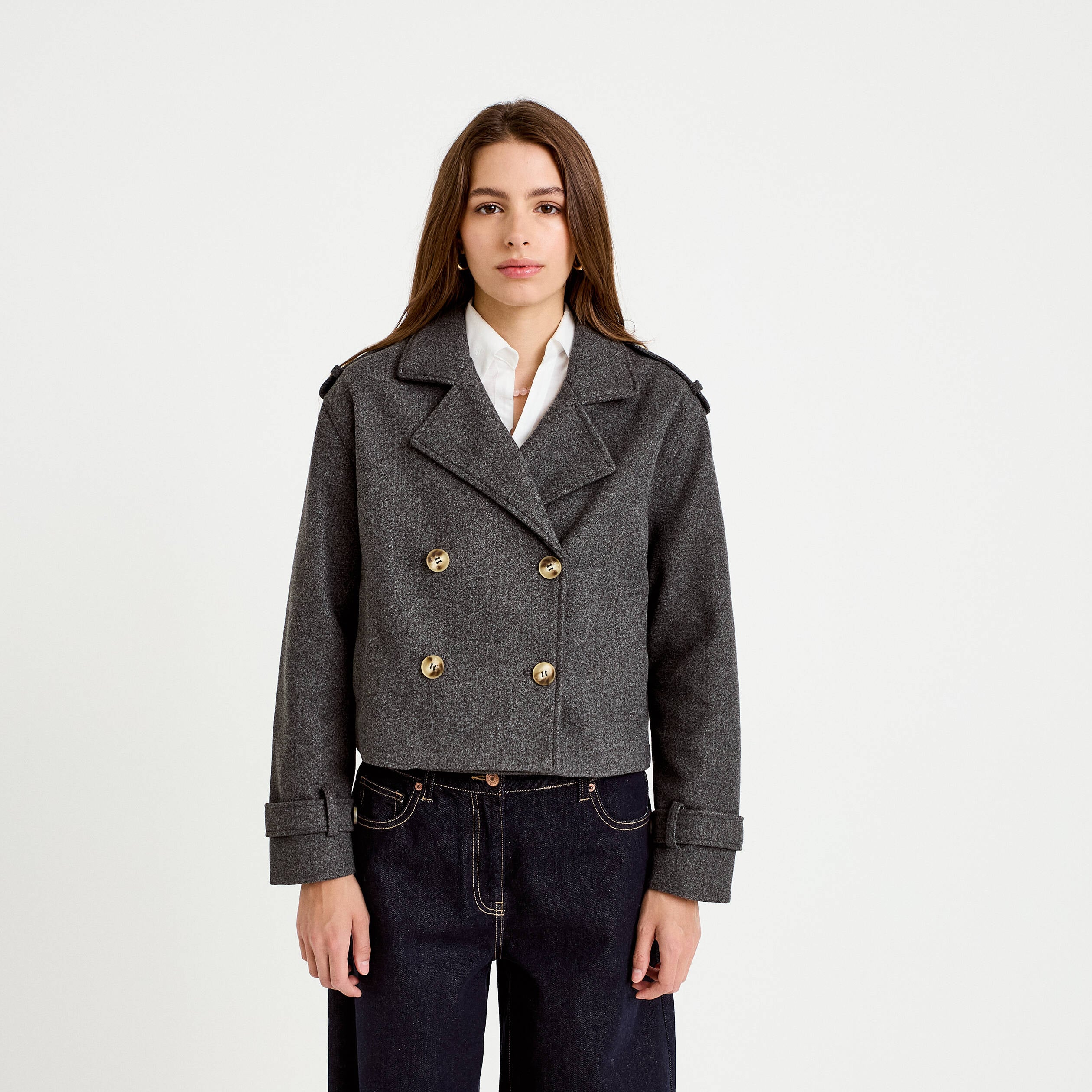 Trench court boutonn&eacute; gris femme