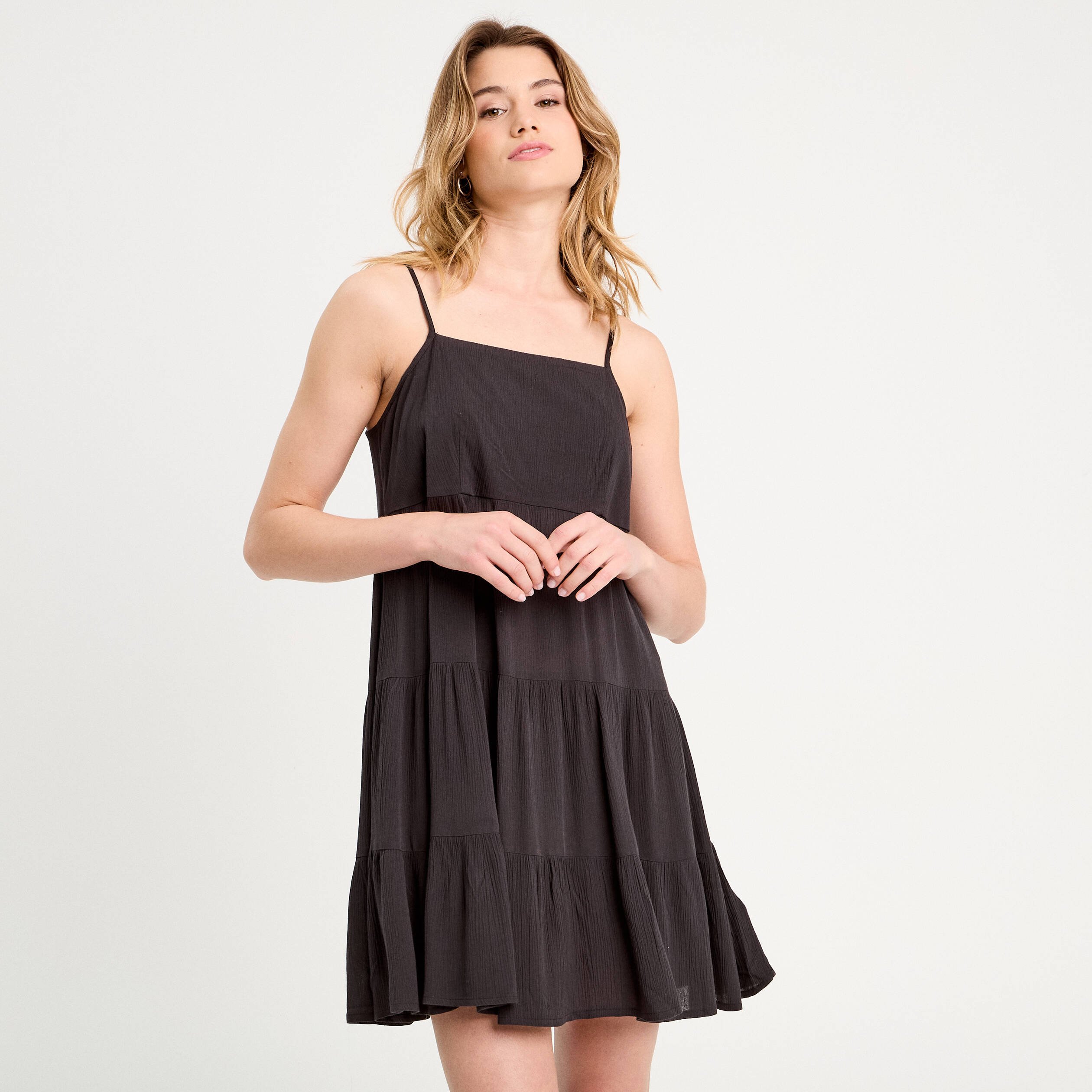 robe evasee bretelles noir femme Robe évasée bretelles noir femme